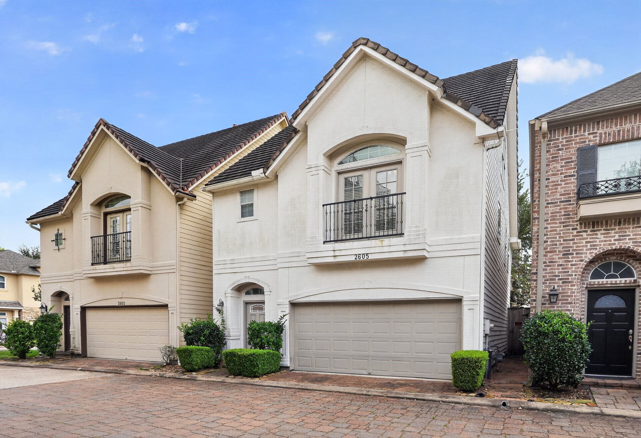 2605 Cheshire Oaks Drive Property Photo 1