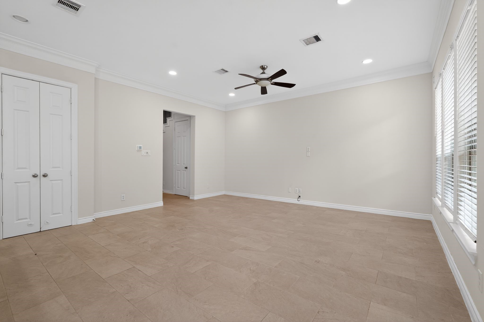 2605 Cheshire Oaks Drive Property Photo 19