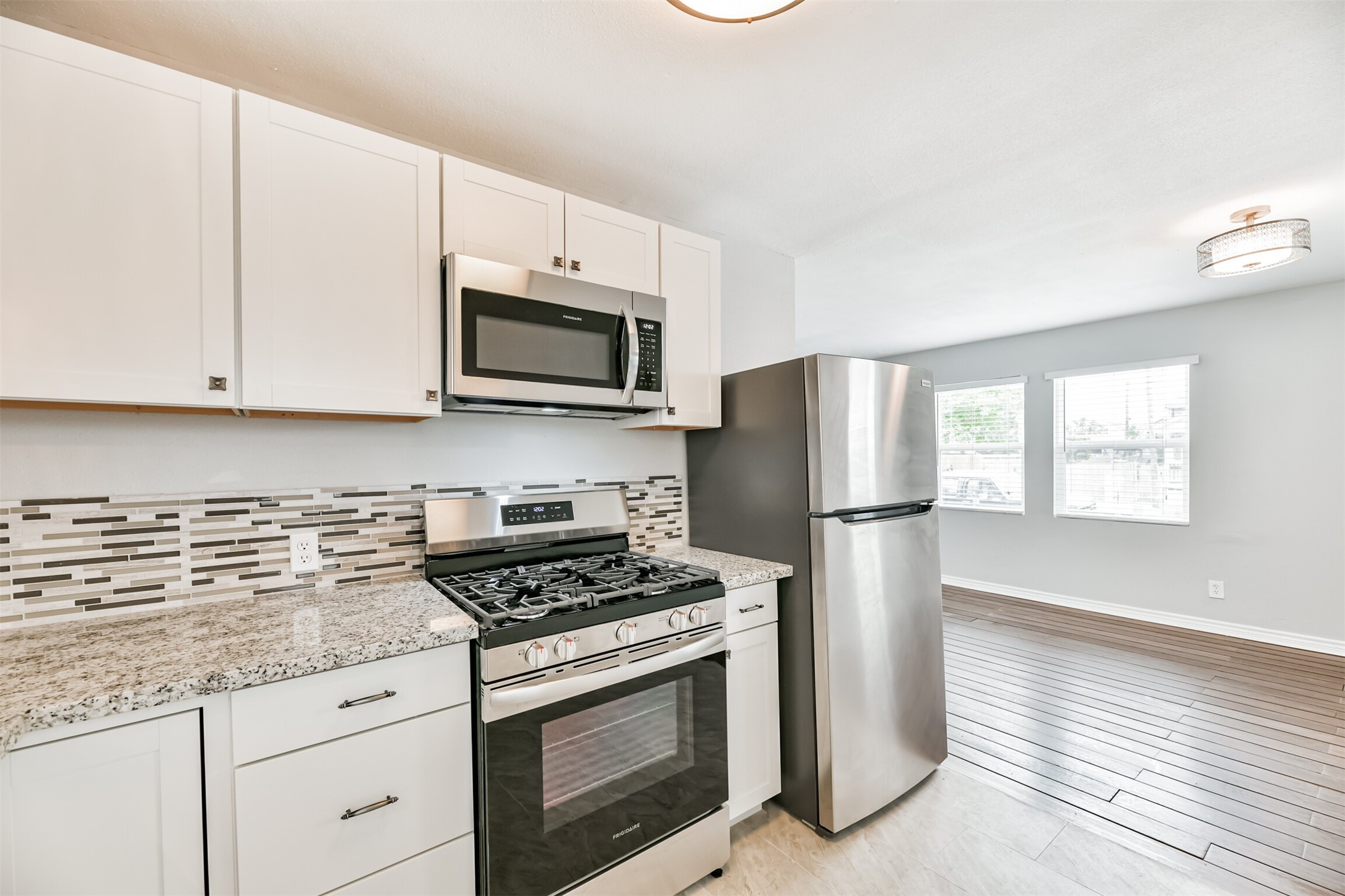 812 38th Street Property Photo 6