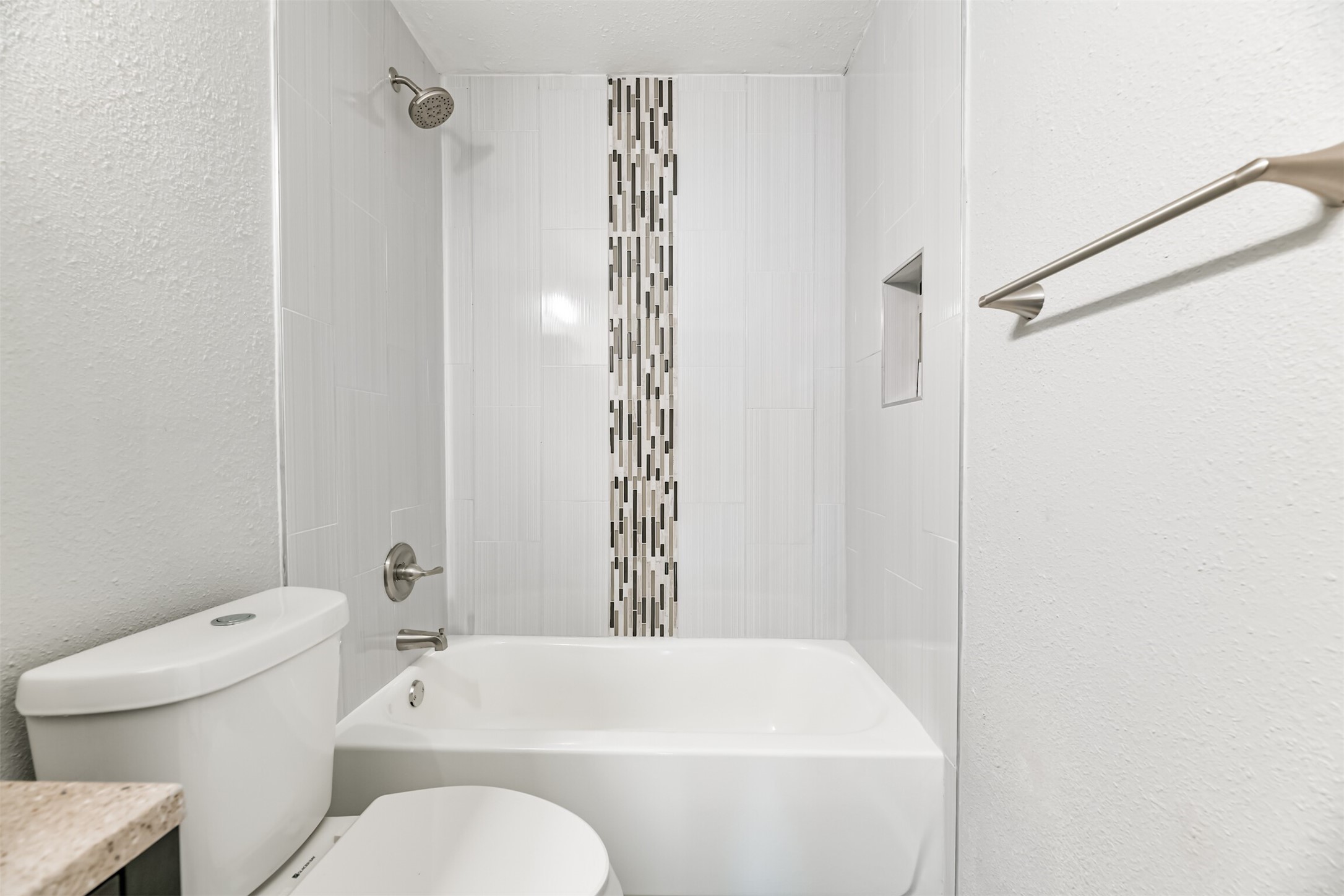 812 38th Street Property Photo 10