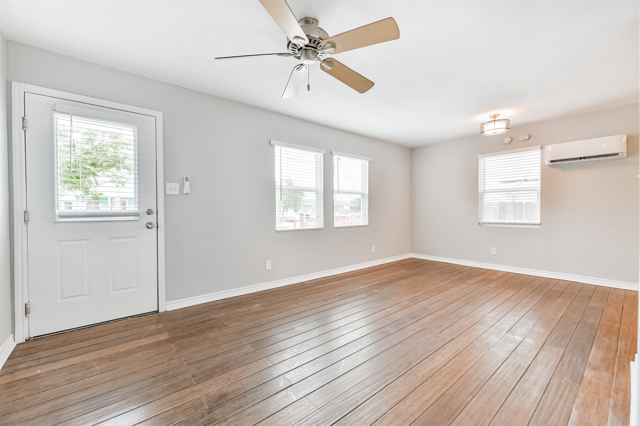 812 38th Street Property Photo 13