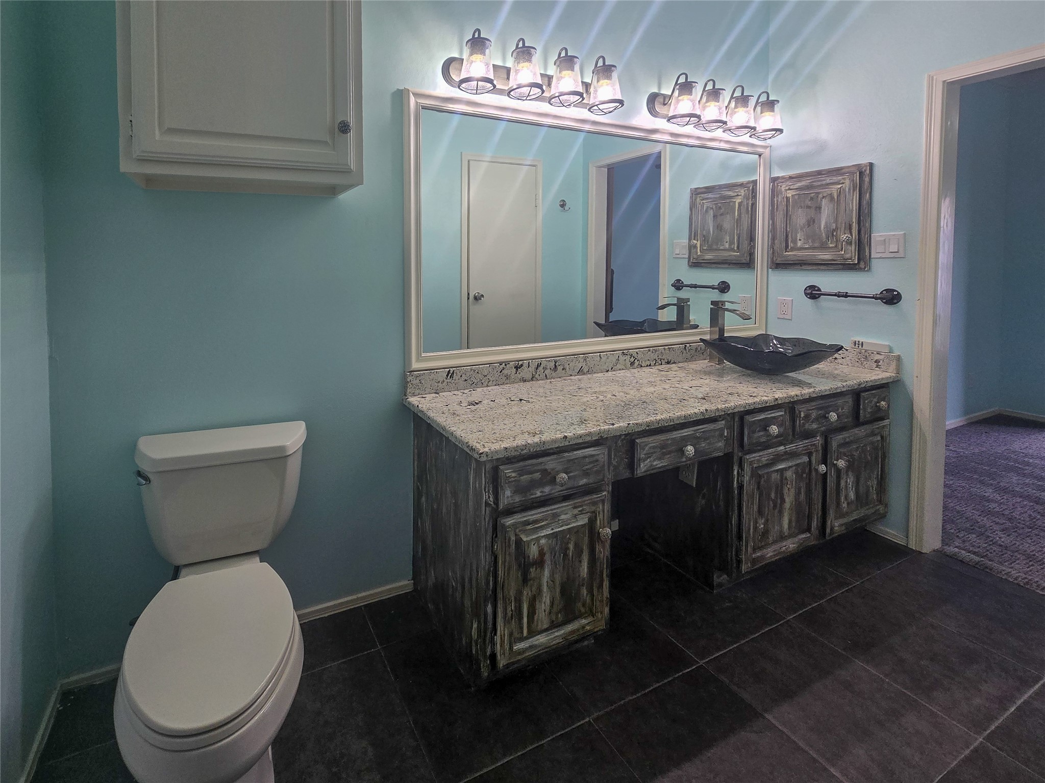 921 Marine Drive 327 Property Photo 10