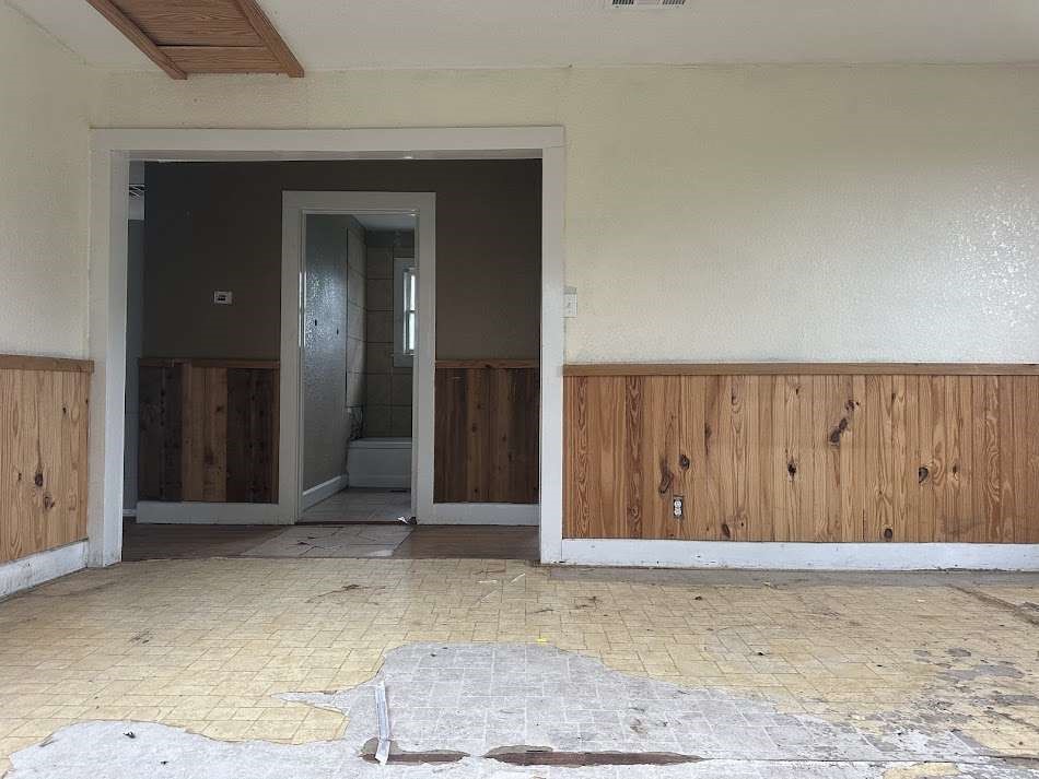 465 E County Road 3064 Property Photo 7