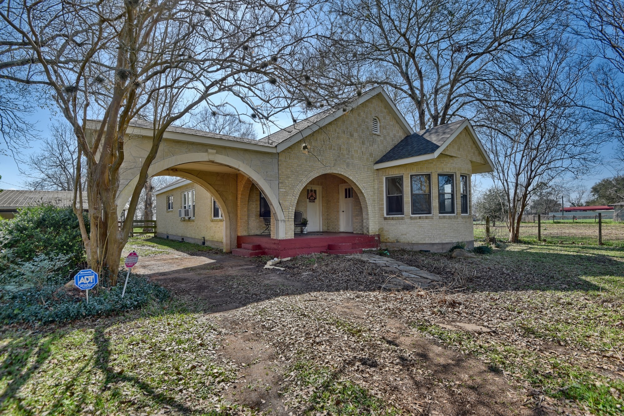 7502 Highway 60 Property Photo