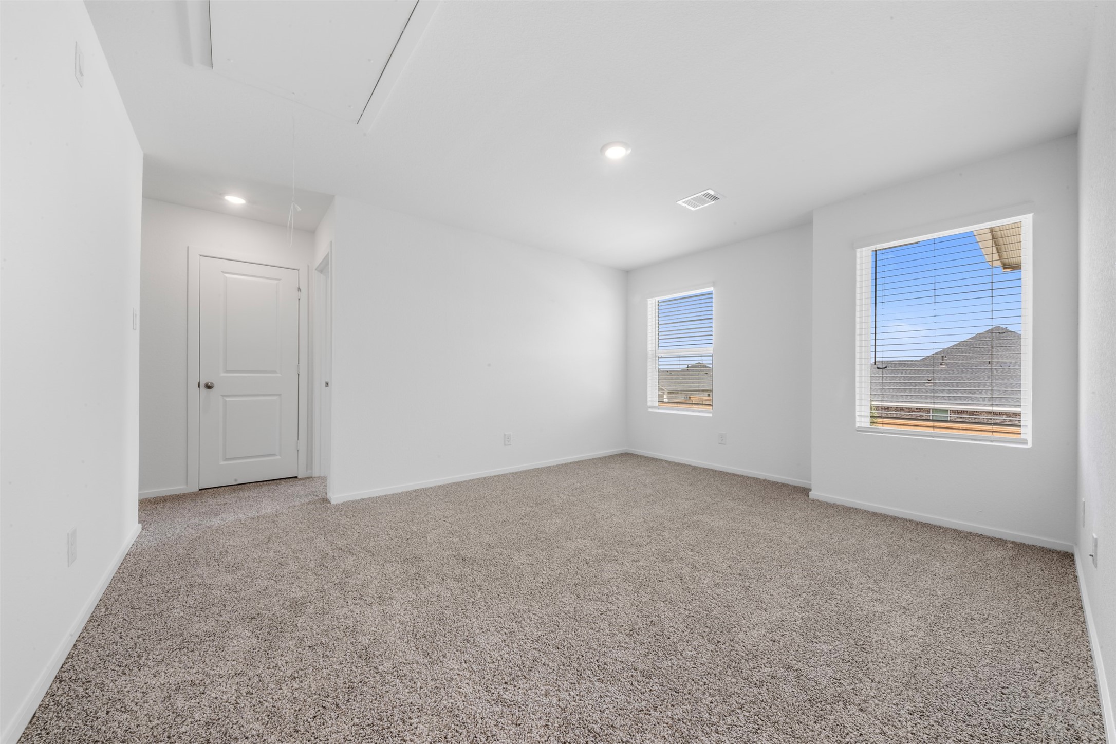 3013 Alder Flower Drive Property Photo 8