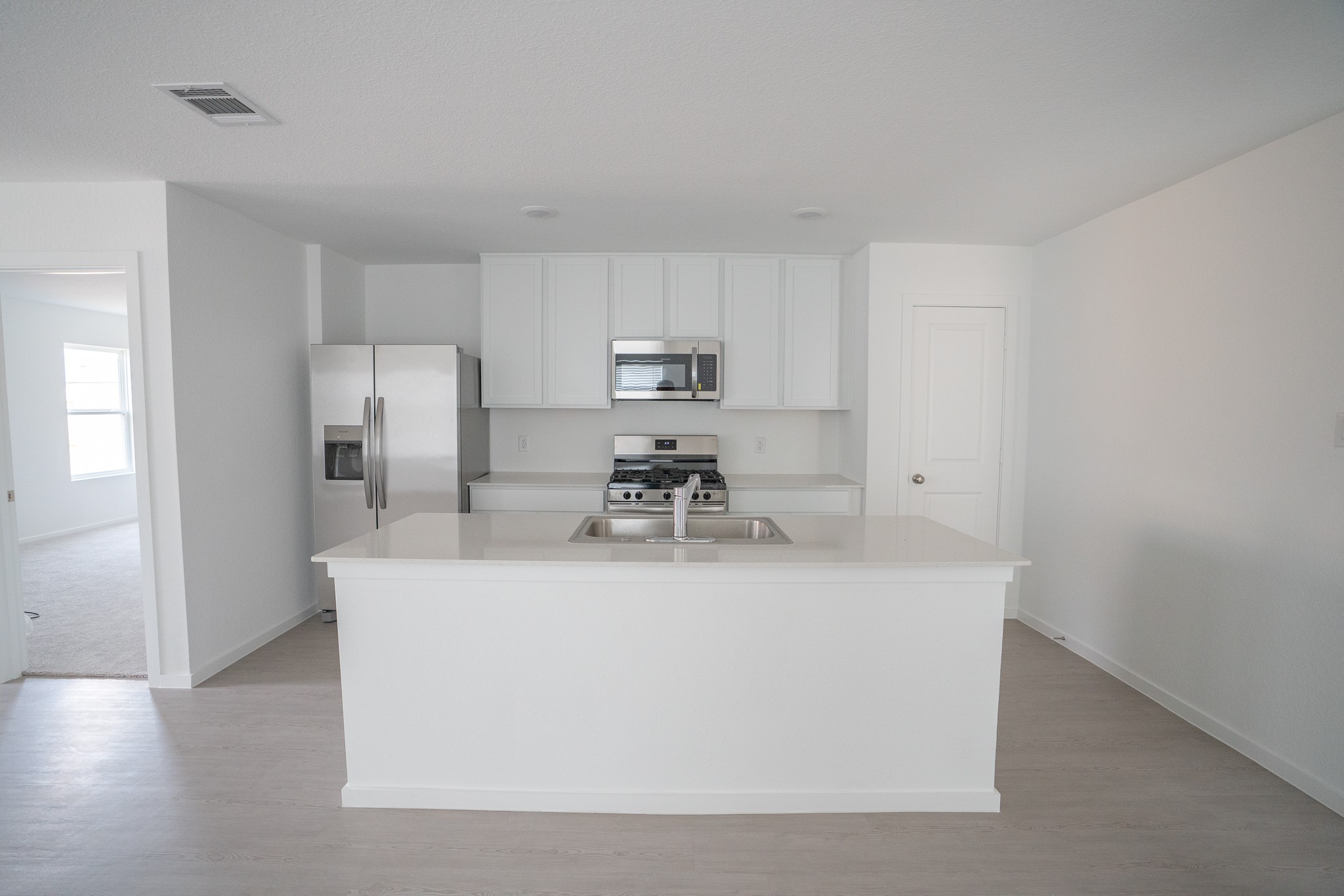 2515 Mint Garnet Drive Property Photo 12