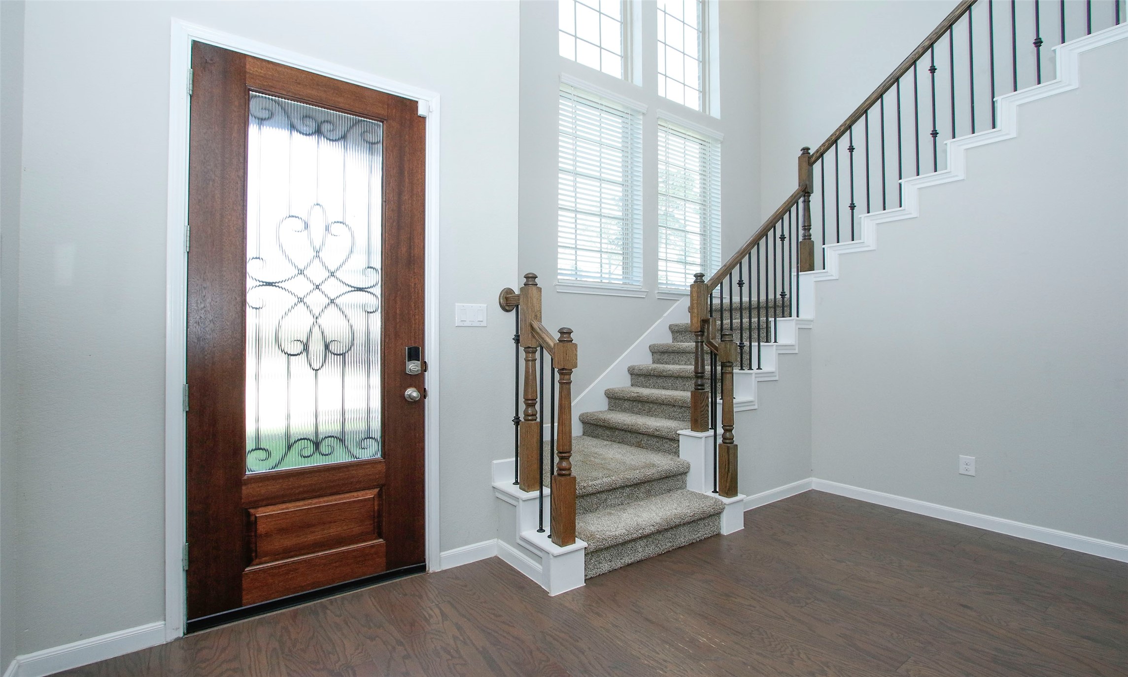 14120 Sand Ridge Court Property Photo 6
