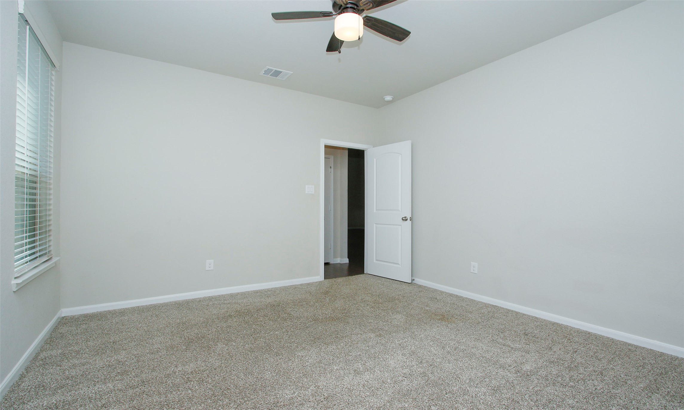 14120 Sand Ridge Court Property Photo 27