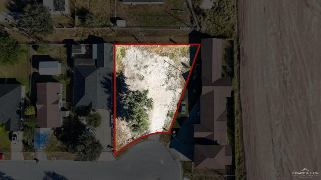610 Olive Street Property Photo 4