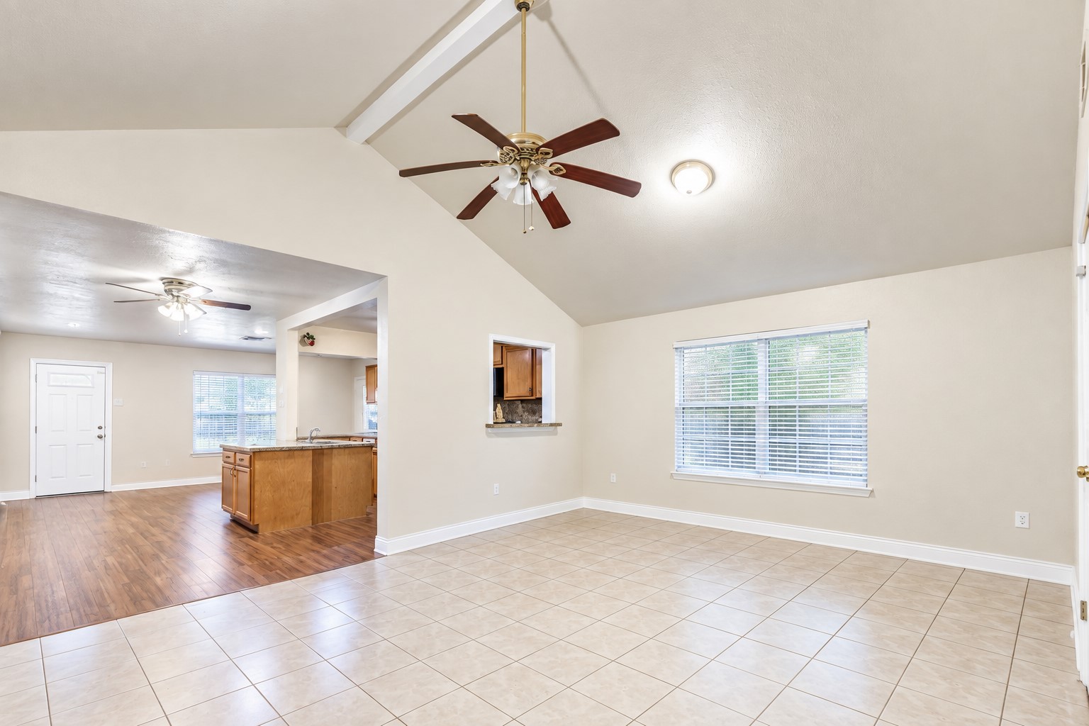 9101 Homewood Lane Ne Property Photo 3