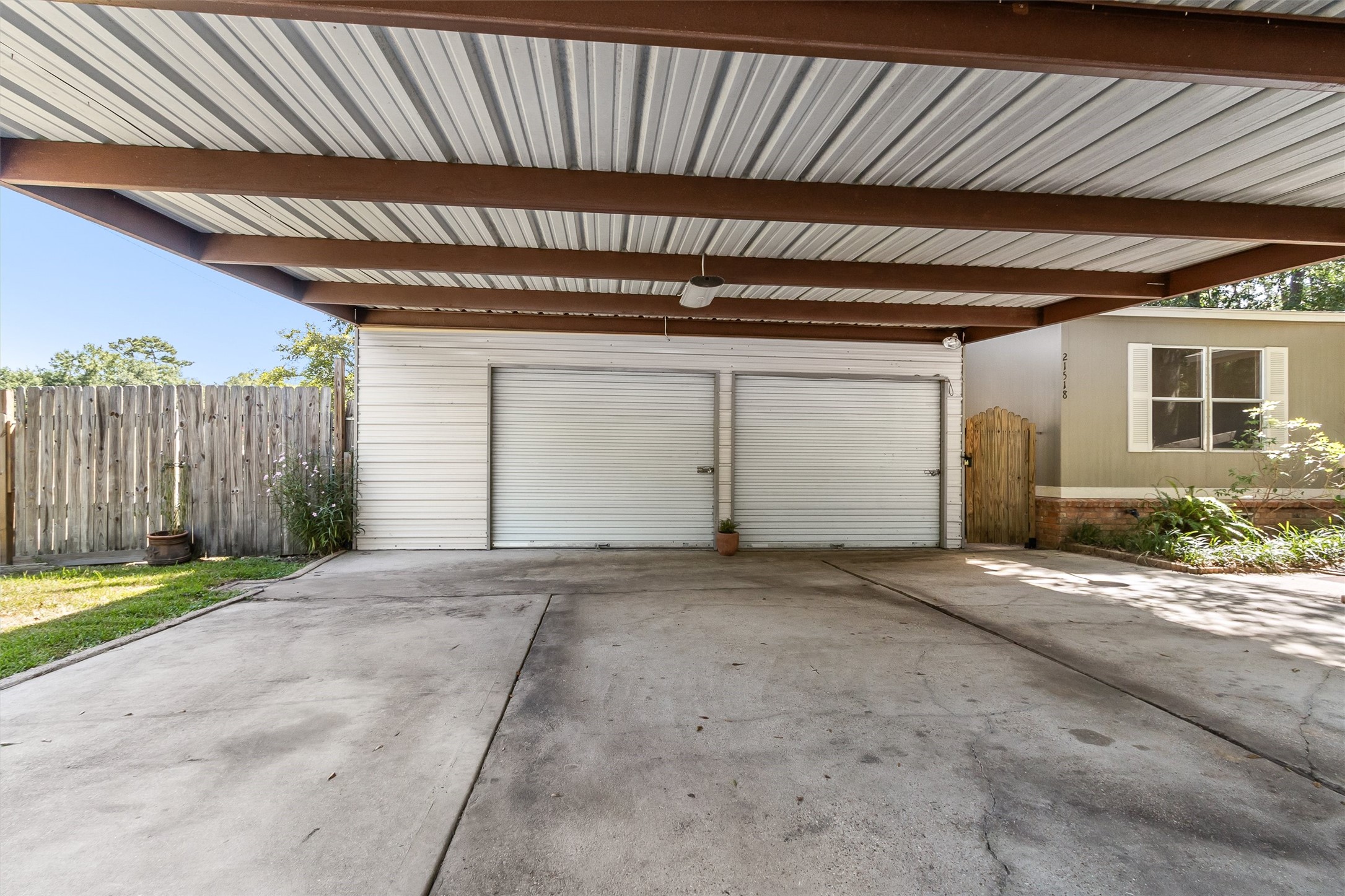 21518 Rezanof Road Property Photo 4