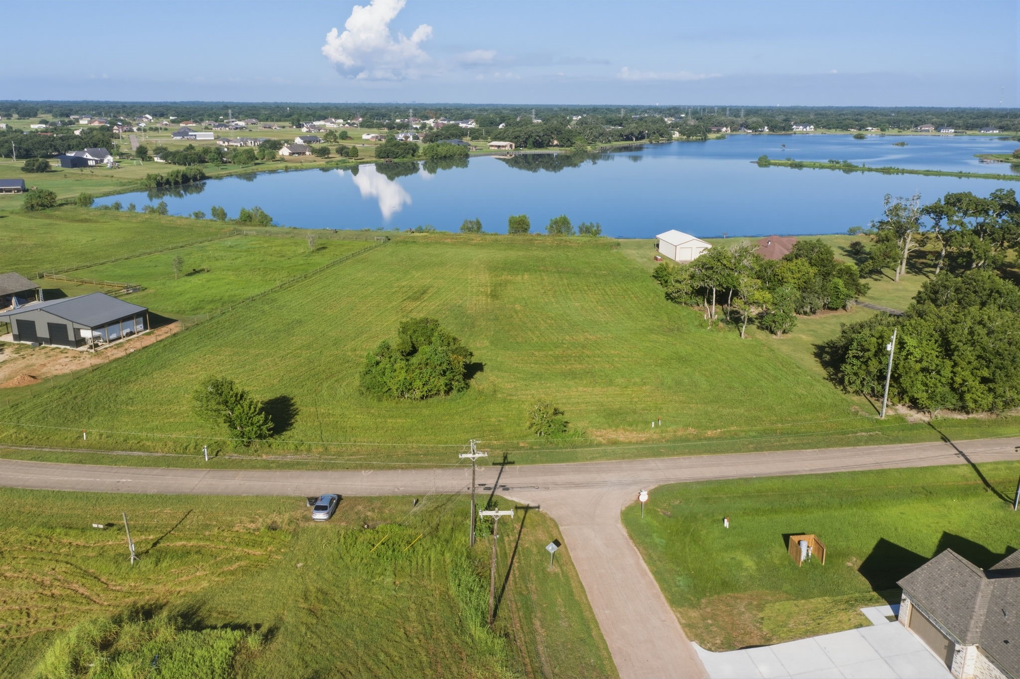 750 Wagon Wheel Trail Property Photo 3