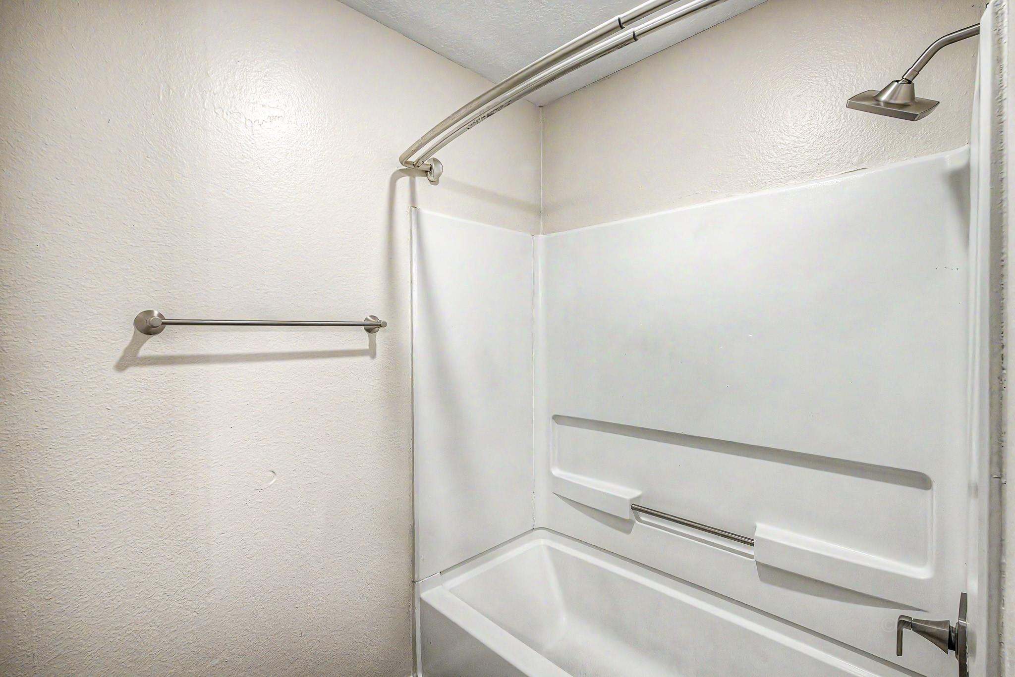 6375 Crossway Drive Property Photo 17
