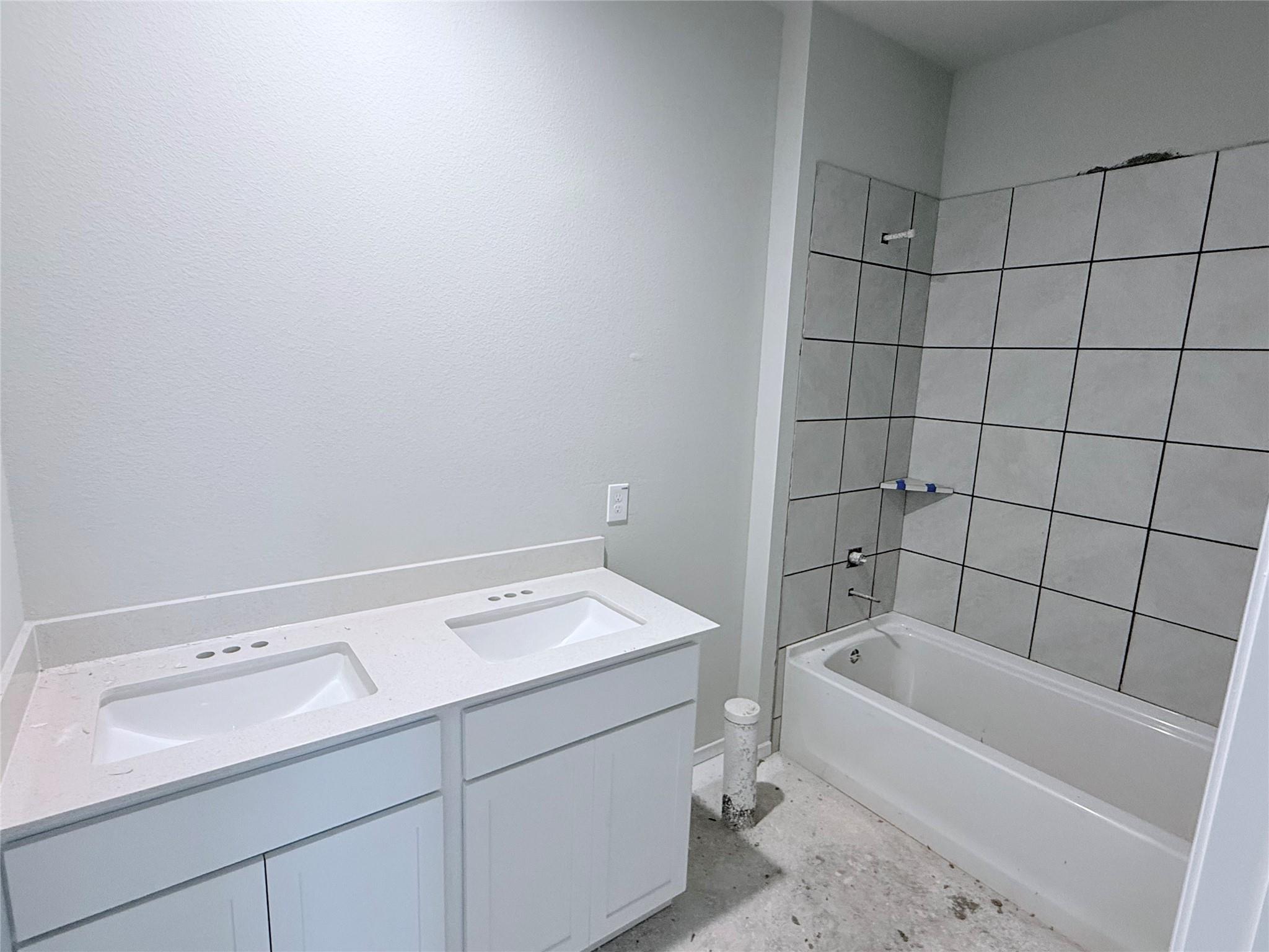 391 Hickory Hills Drive Property Photo 13
