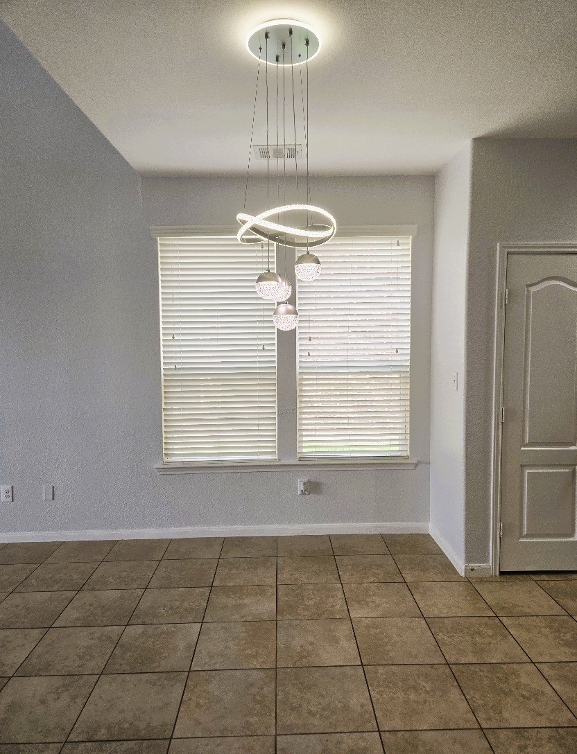 9957 Spring Rock Lane Property Photo 2