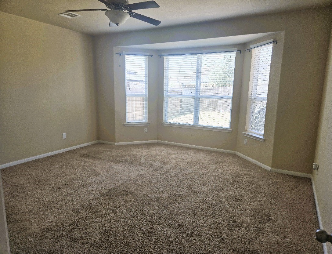 9957 Spring Rock Lane Property Photo 8