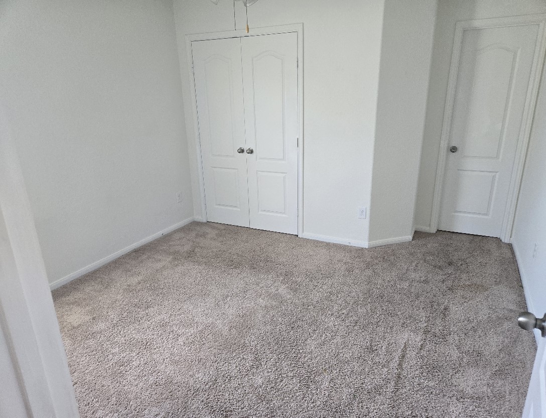 9957 Spring Rock Lane Property Photo 13