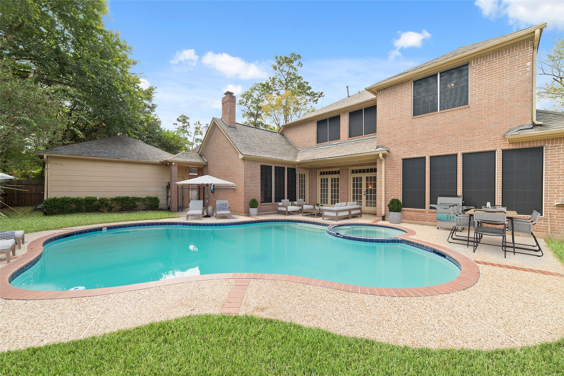 16114 Lafone Drive Property Photo 2