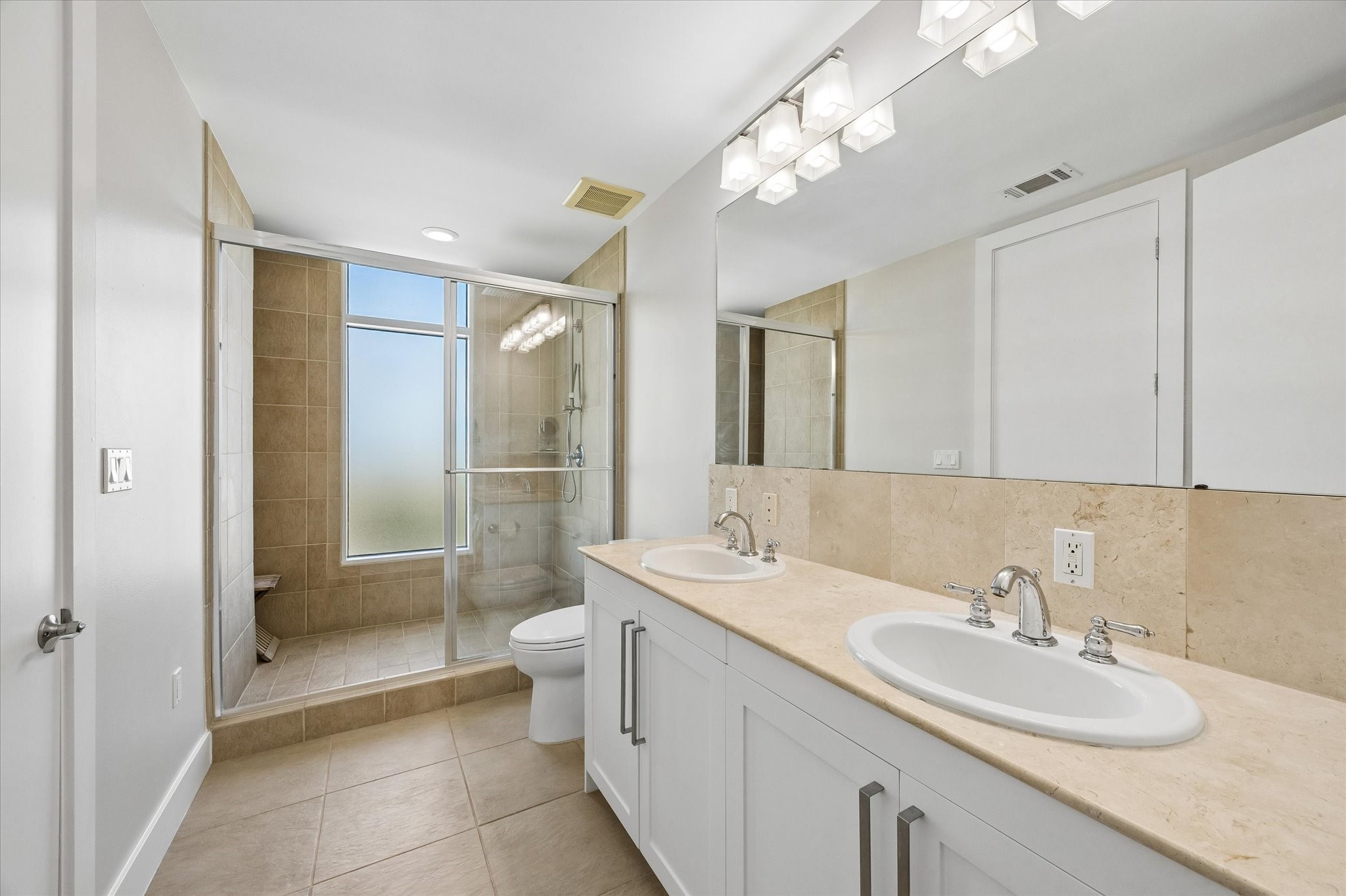 500 Seawall Boulevard 1203 Property Photo 6