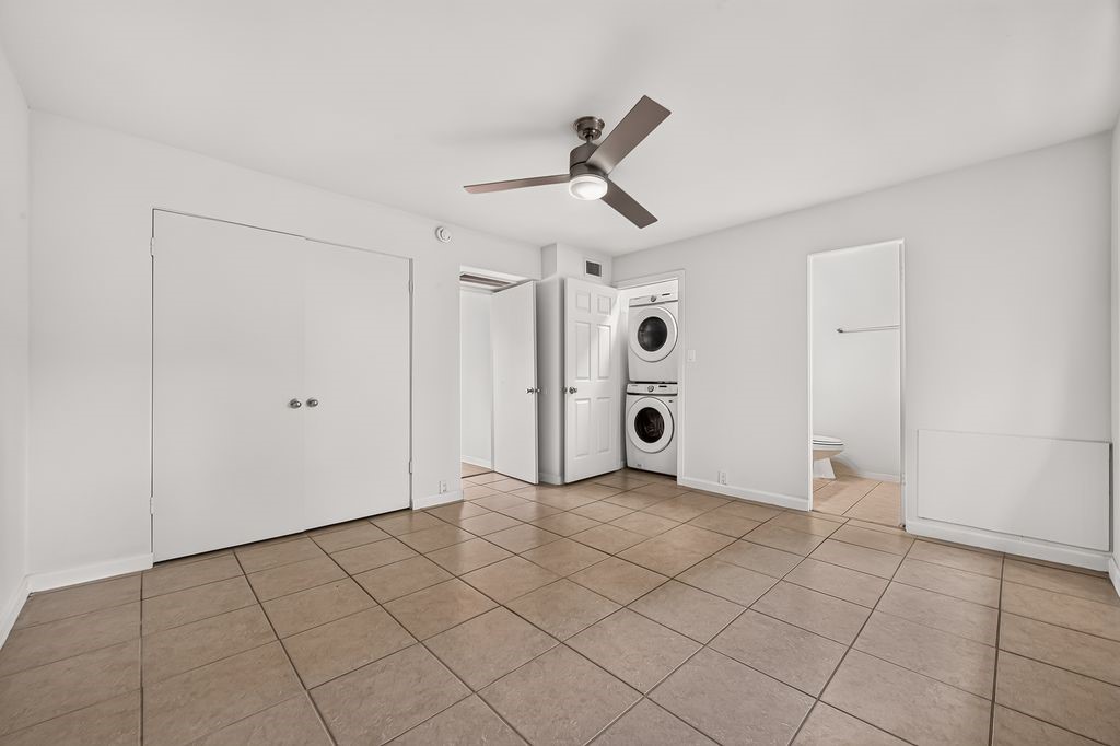 306 Hawthorne Street 6 Property Photo 7