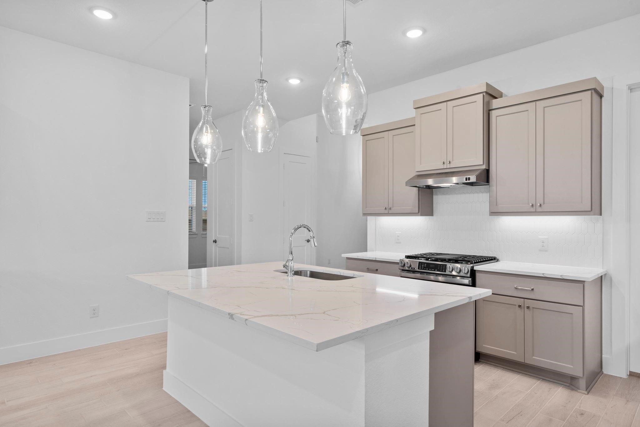 1130 Mills Cove Drive Property Photo 10