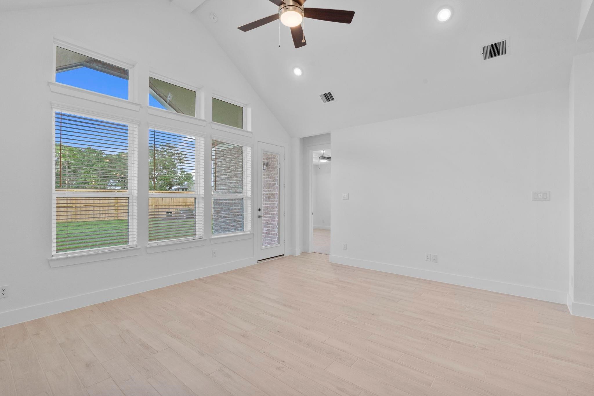 1130 Mills Cove Drive Property Photo 12