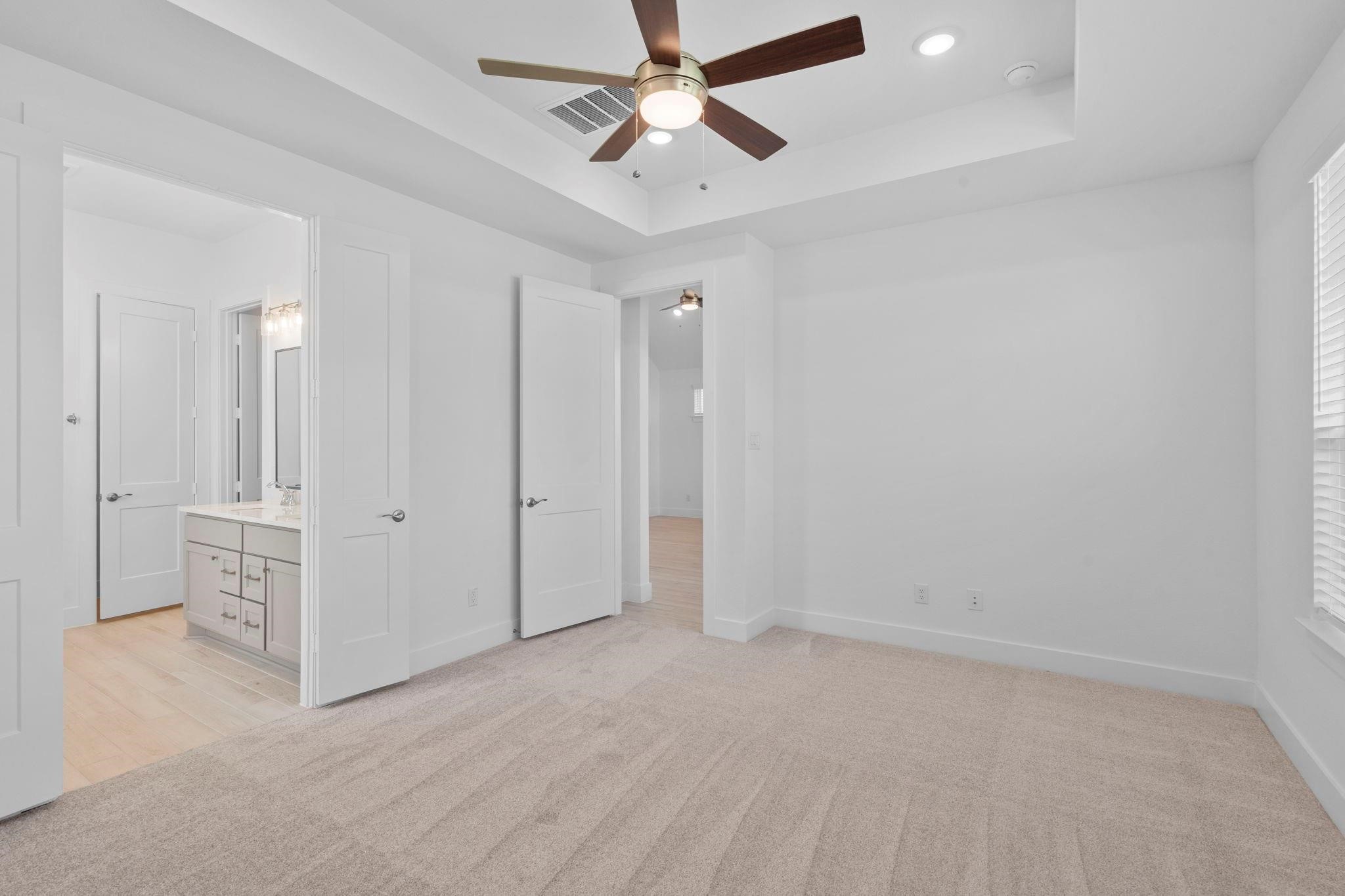 1130 Mills Cove Drive Property Photo 15