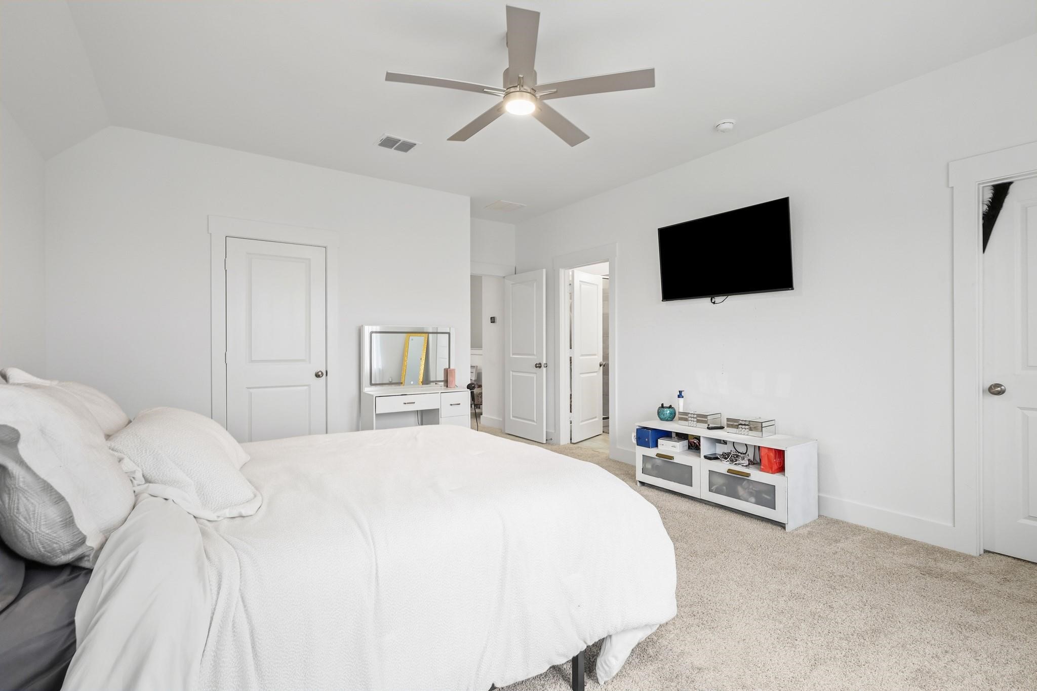 1013 Carnation Drive Property Photo 25
