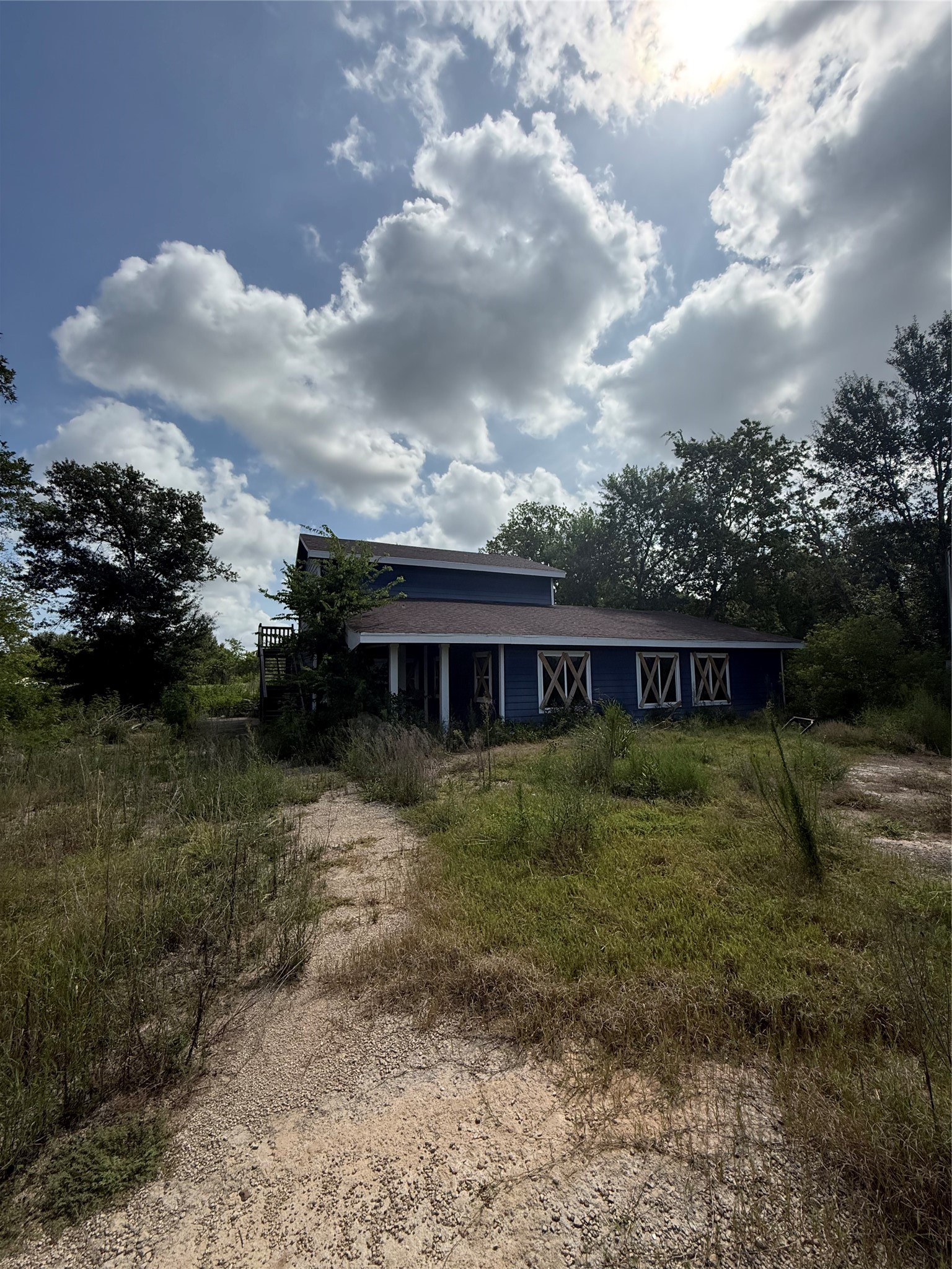 15821 Highway 36 Property Photo 2