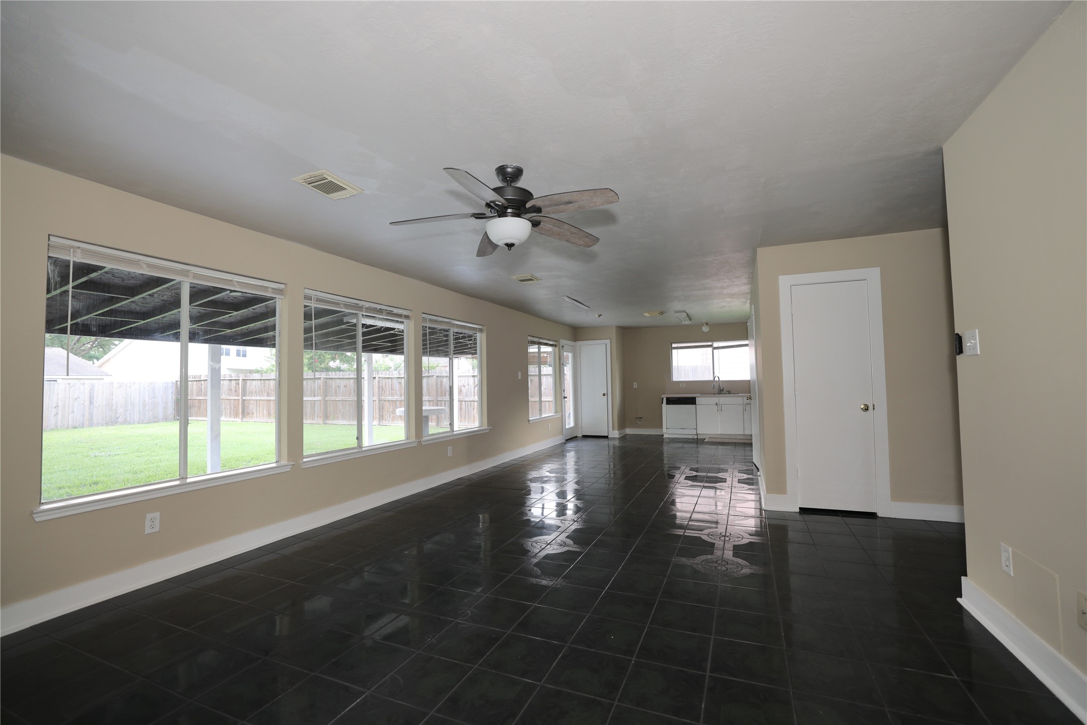 5115 Summit Lodge Dr Drive Property Photo 13