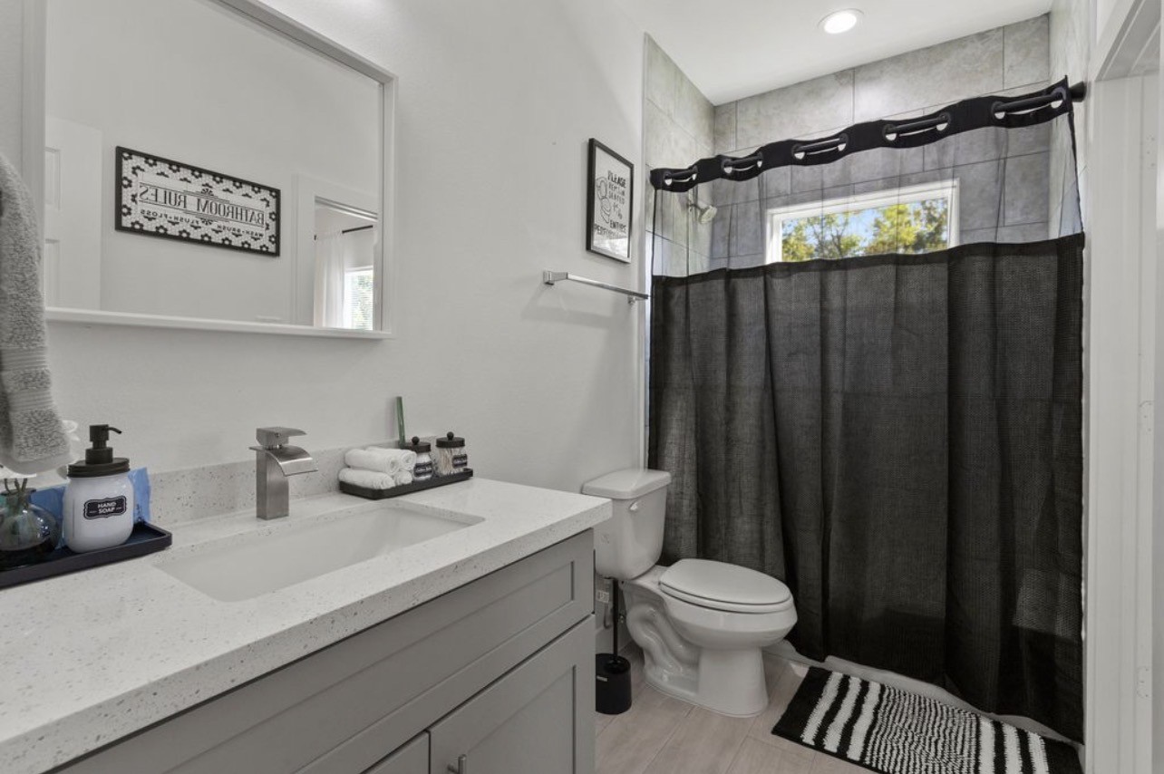 7608 Easter Street Property Photo 12