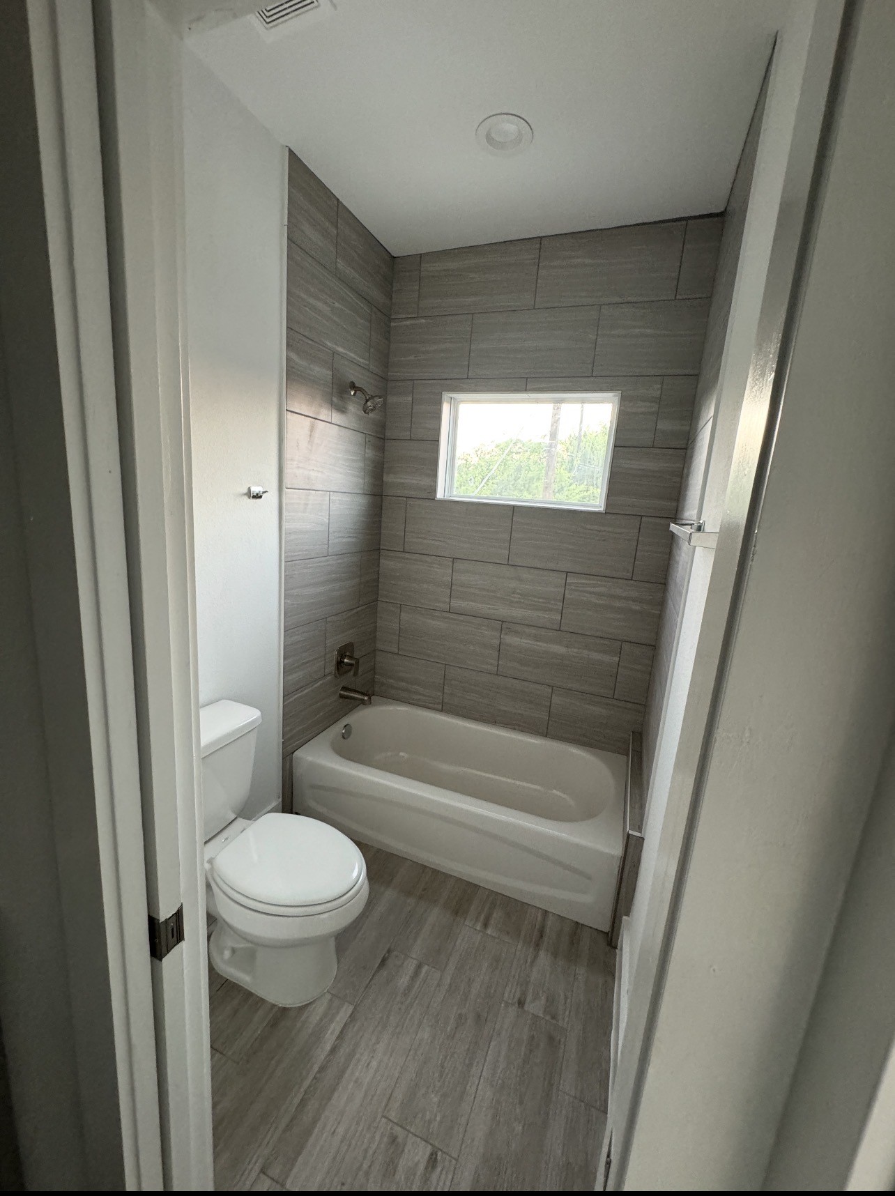 7608 Easter Street Property Photo 19