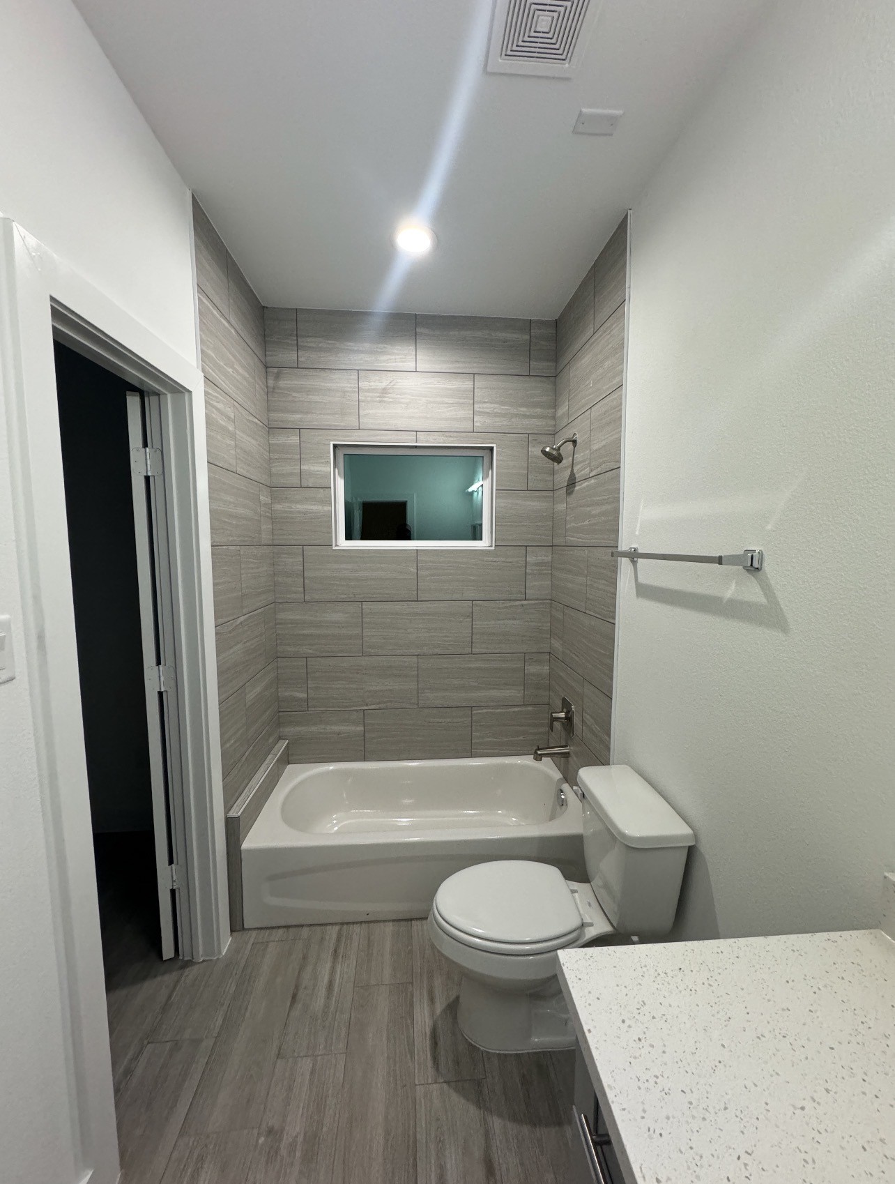 7608 Easter Street Property Photo 20