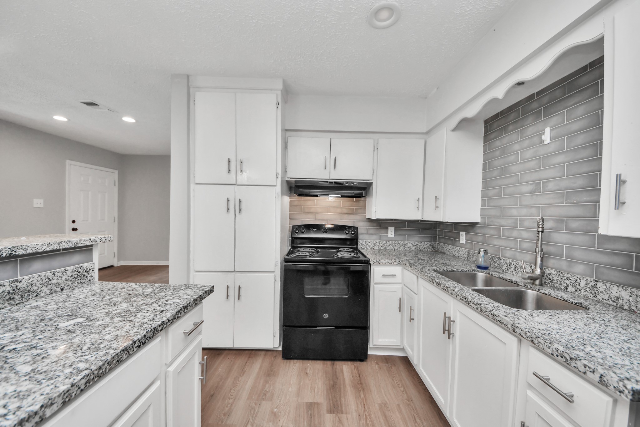 3603 Crosby Cedar Bayou Road Property Photo 13