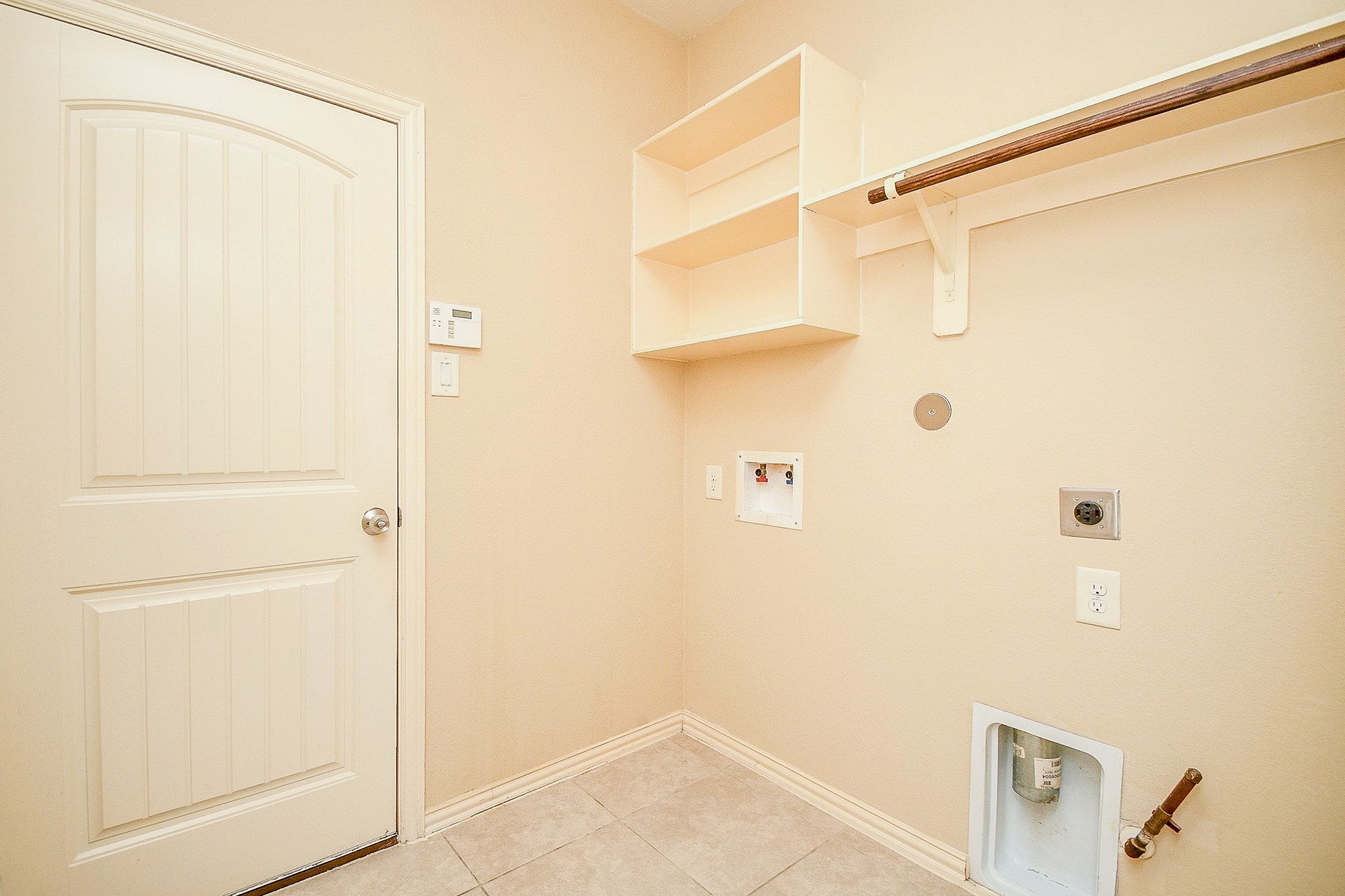 3738 Ember Falls Lane Property Photo 12