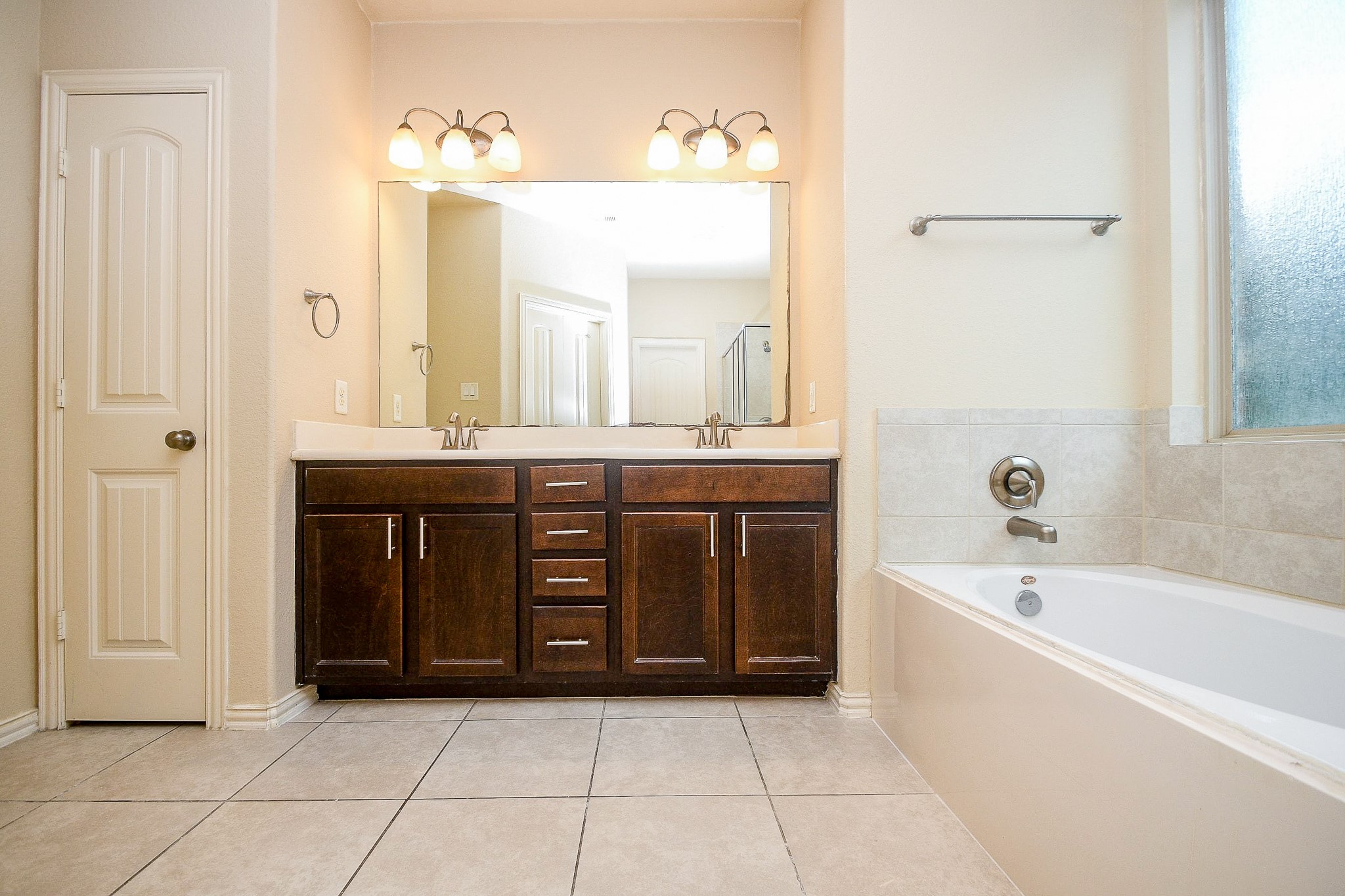3738 Ember Falls Lane Property Photo 16
