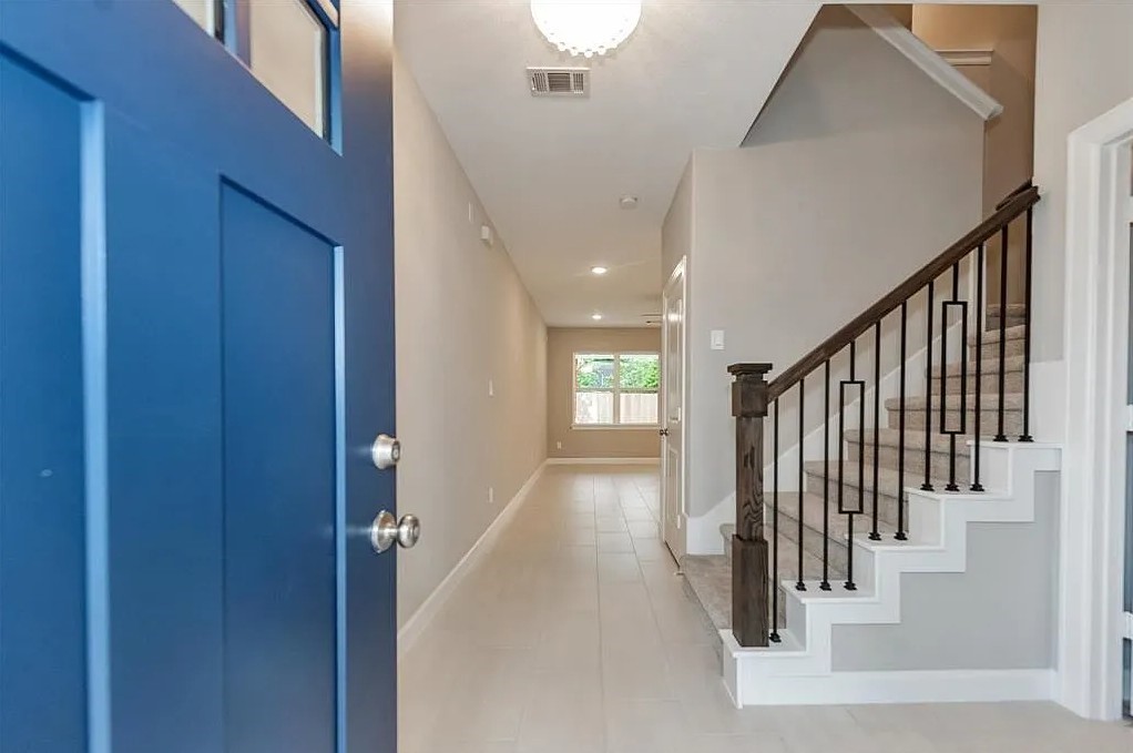 979 Junell Street Property Photo 7