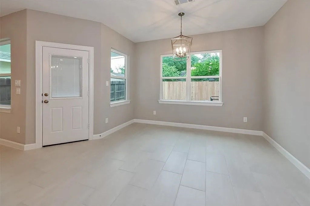 979 Junell Street Property Photo 18