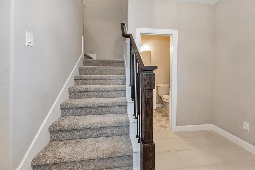 979 Junell Street Property Photo 20