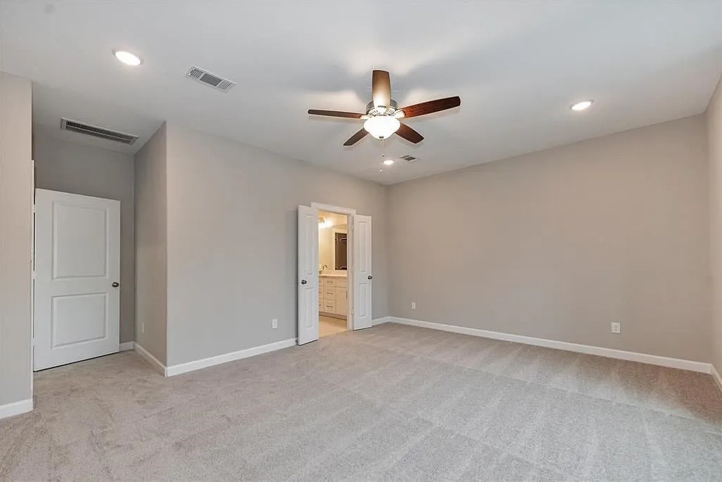 979 Junell Street Property Photo 24