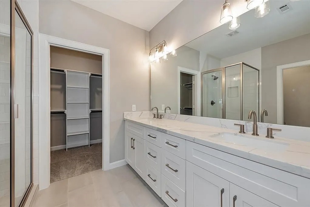 979 Junell Street Property Photo 26