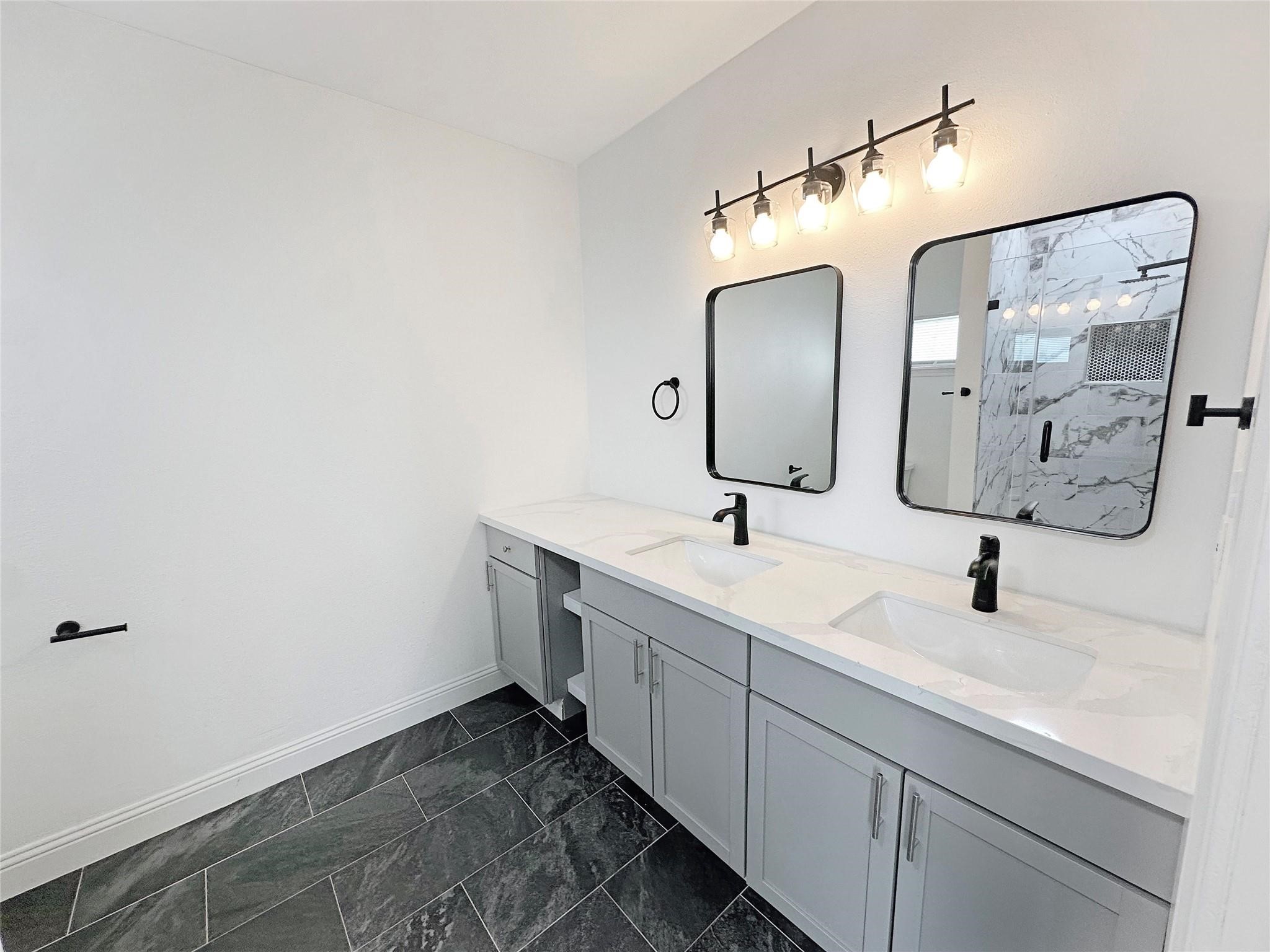 306 Stiles Street A Property Photo 6