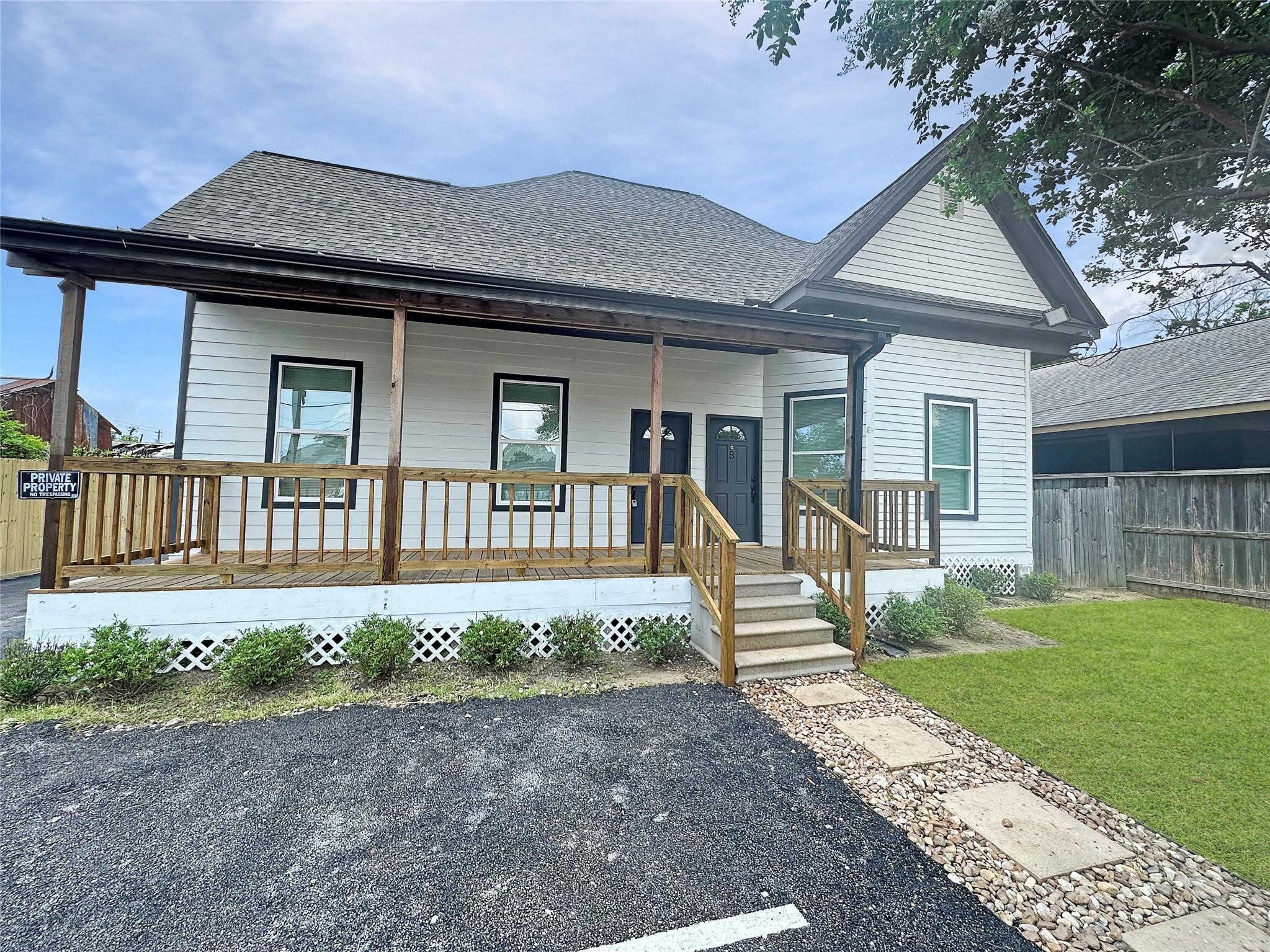 306 Stiles Street A Property Photo 9