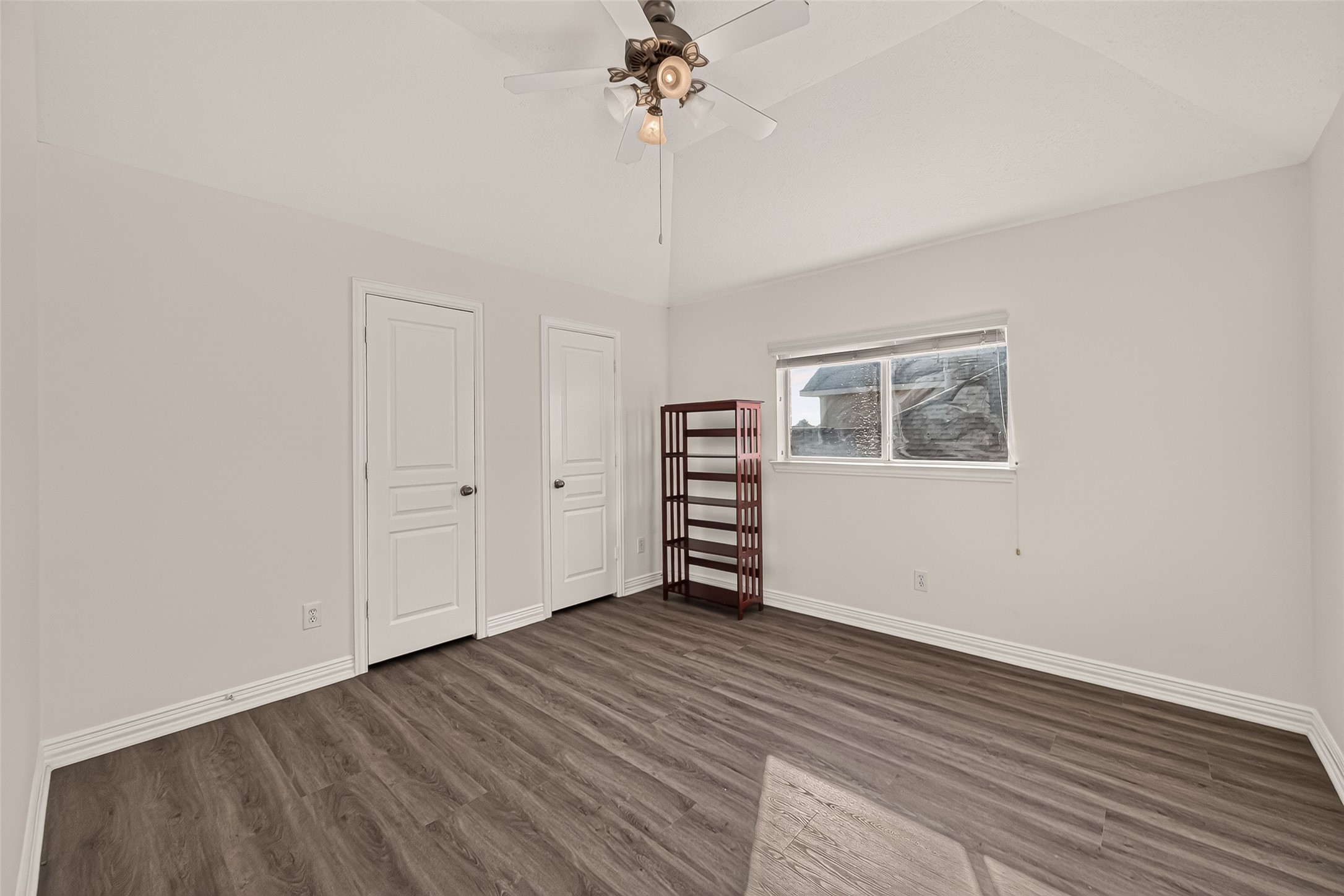 18103 Blues Point Drive Property Photo 24