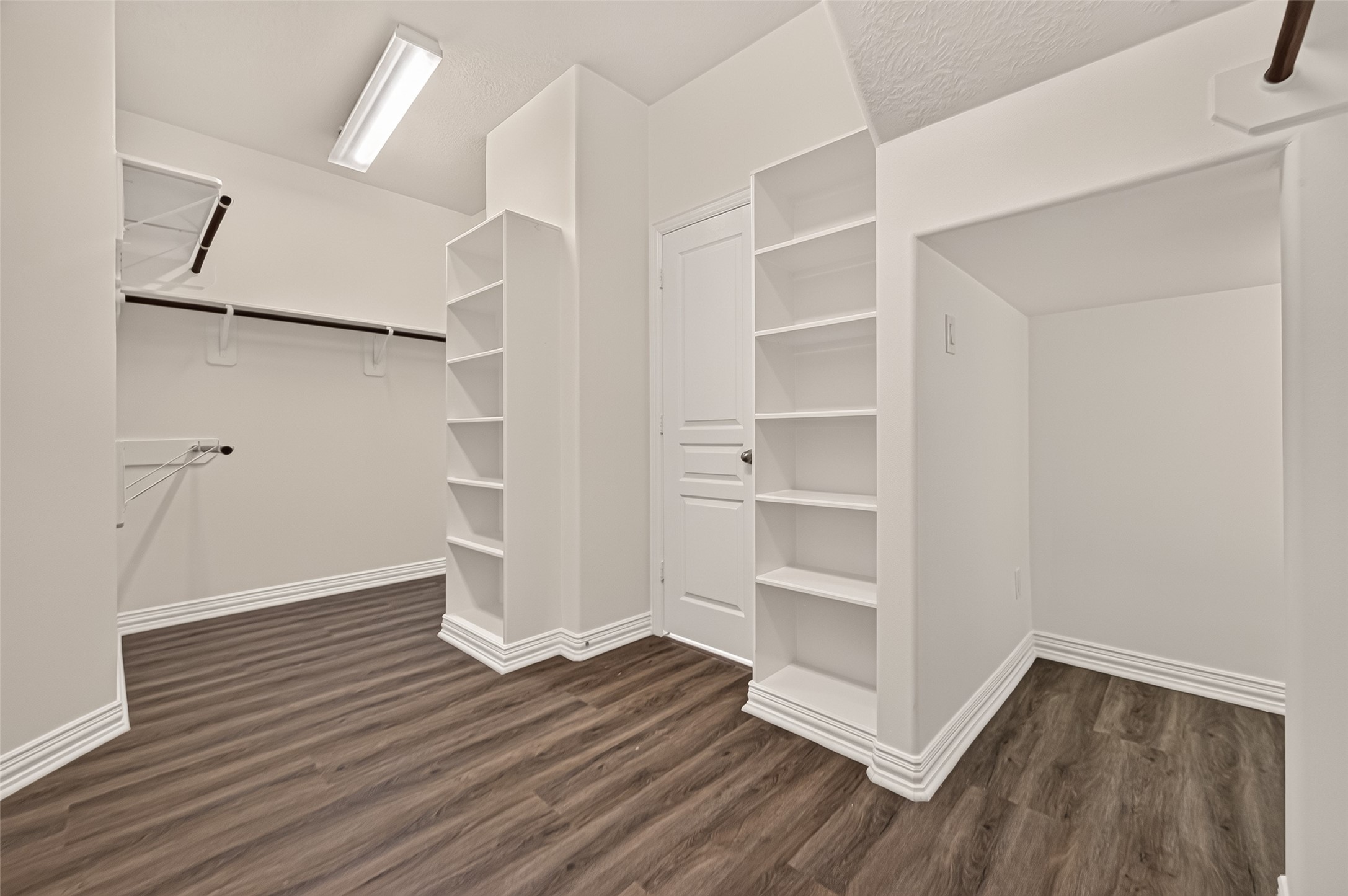 18103 Blues Point Drive Property Photo 45