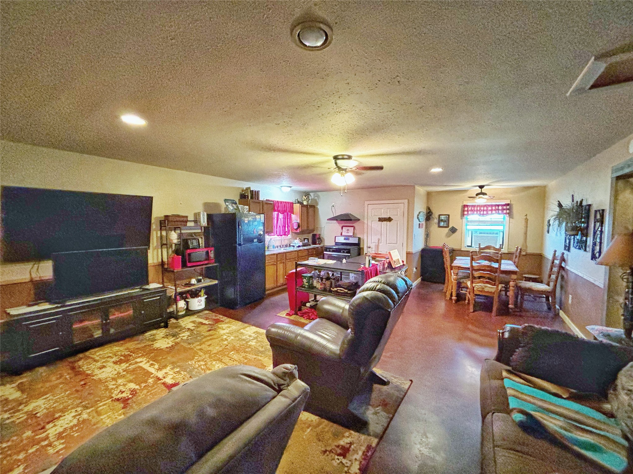 900 Anderson County Road Property Photo 5