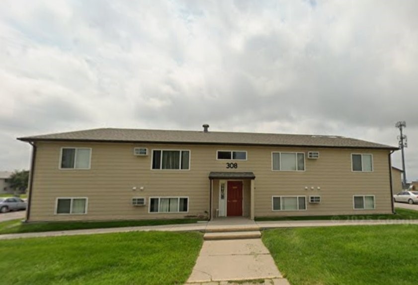 303 Parker Dr Property Photo 4