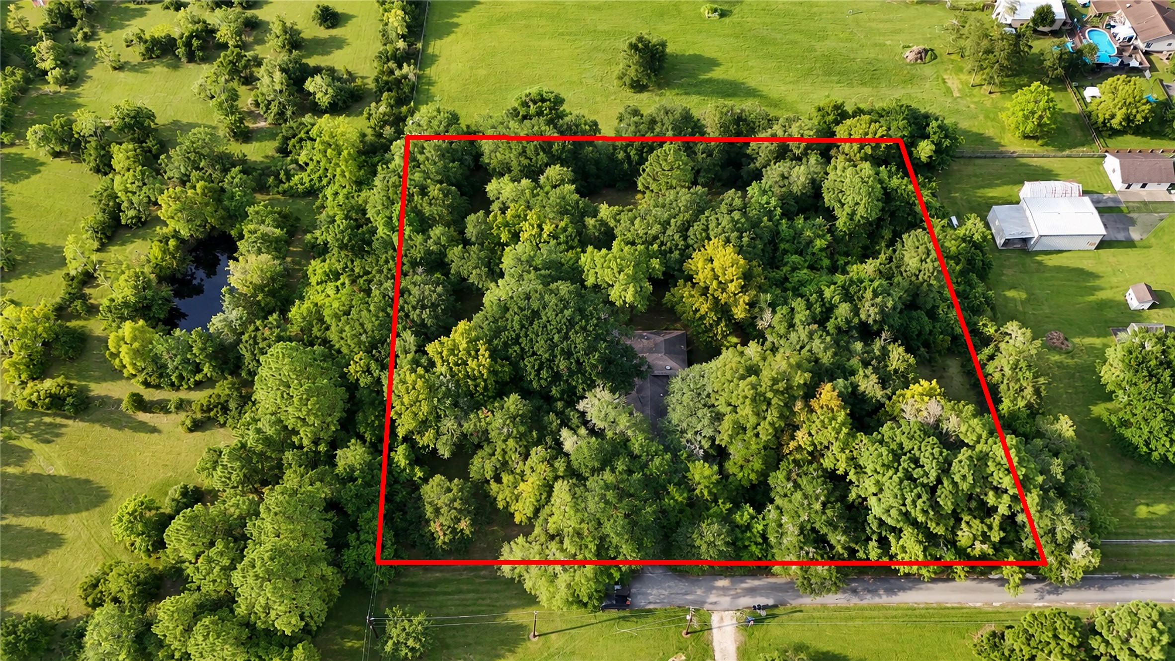 13502 30th Street Property Photo 4
