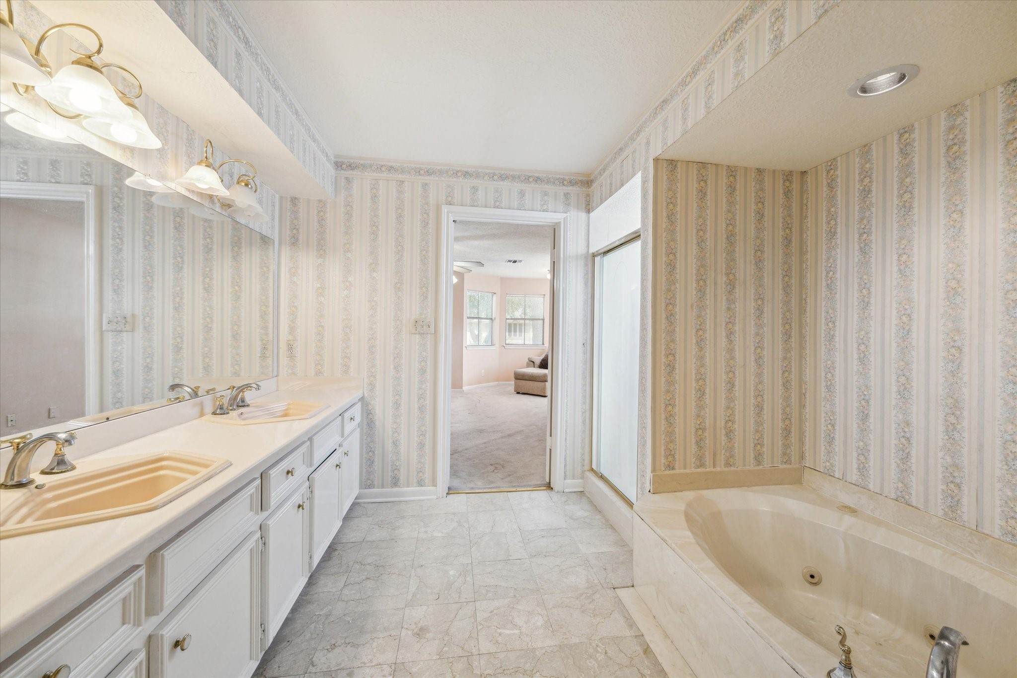 2739 Blue Glen Lane Property Photo 17