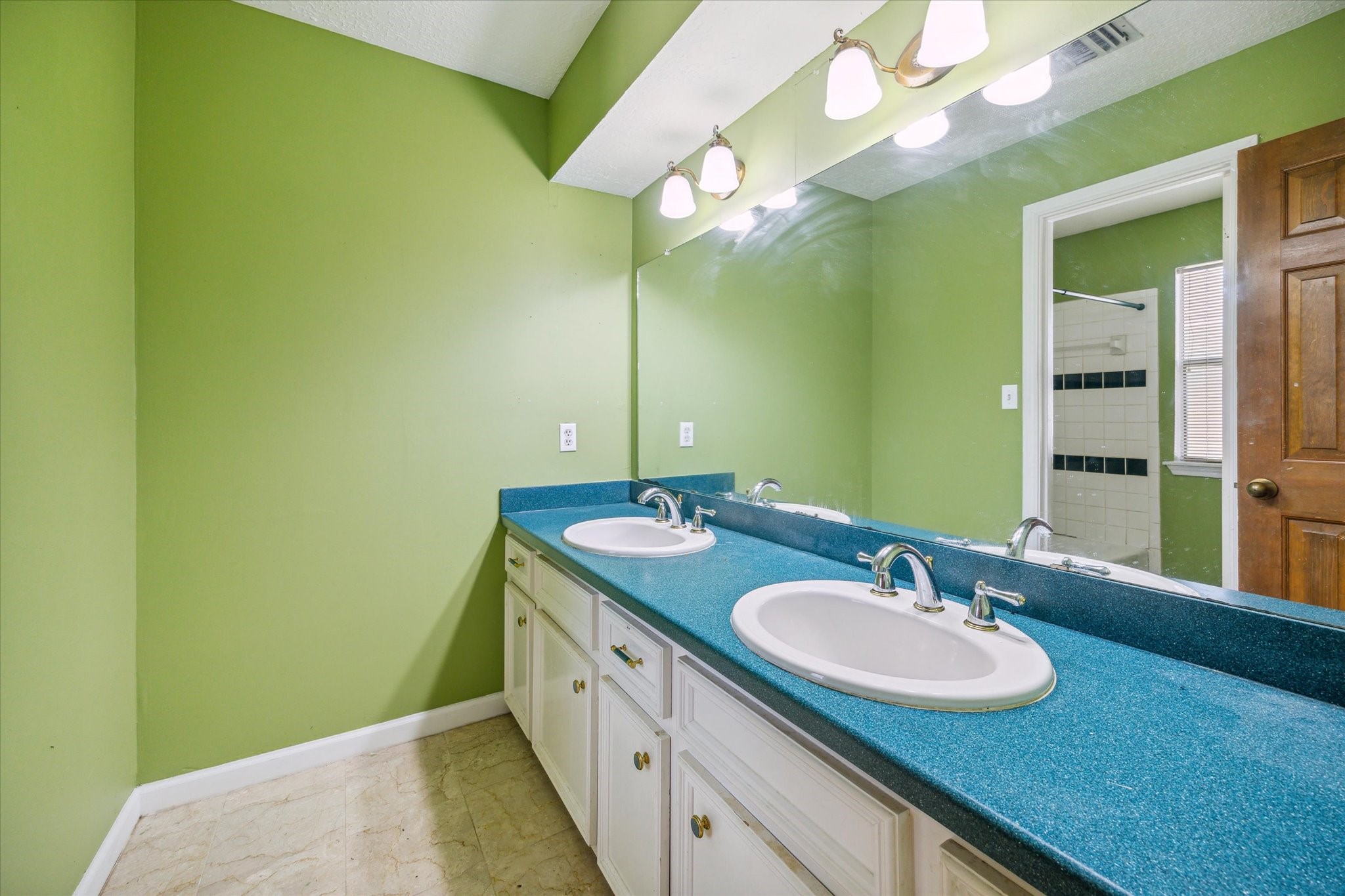 2739 Blue Glen Lane Property Photo 21